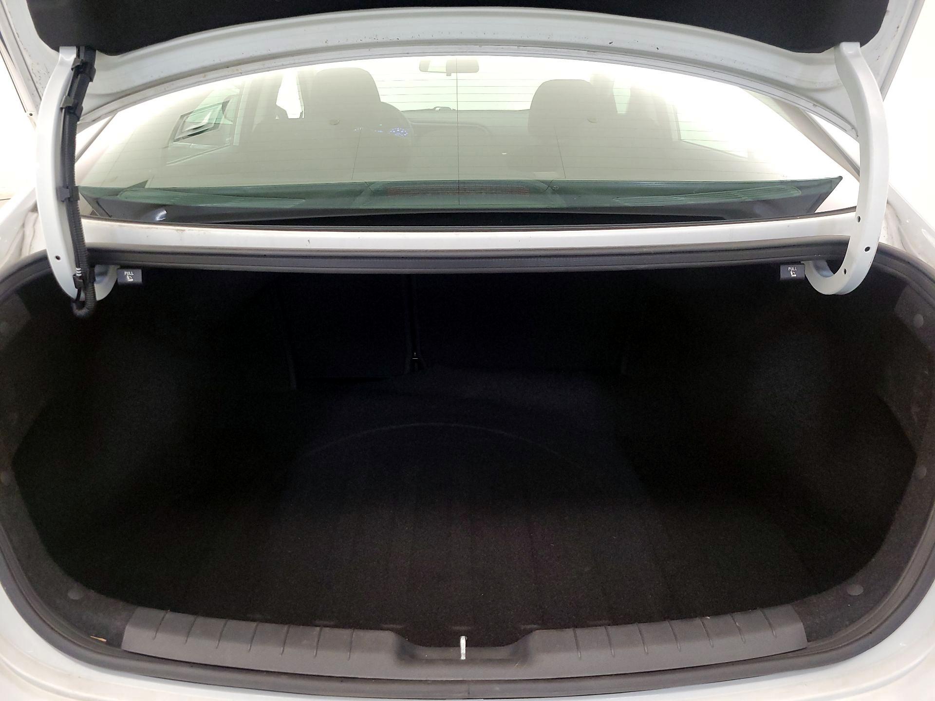 Thumbnail: 2019 Hyundai Elantra - 20