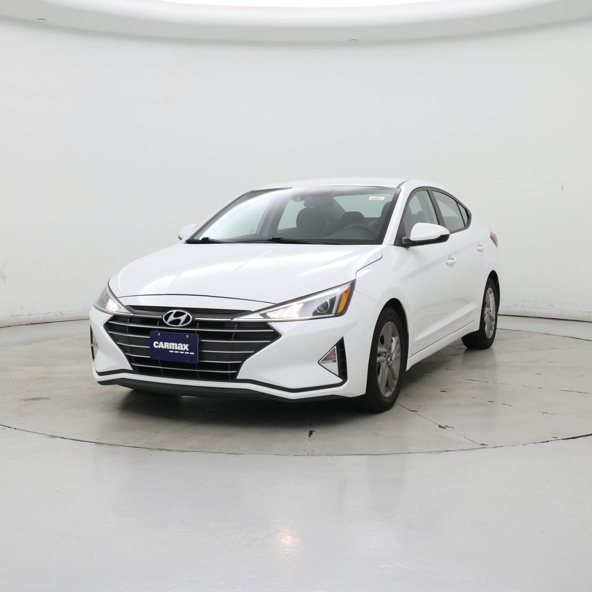 Thumbnail: 2019 Hyundai Elantra - 4