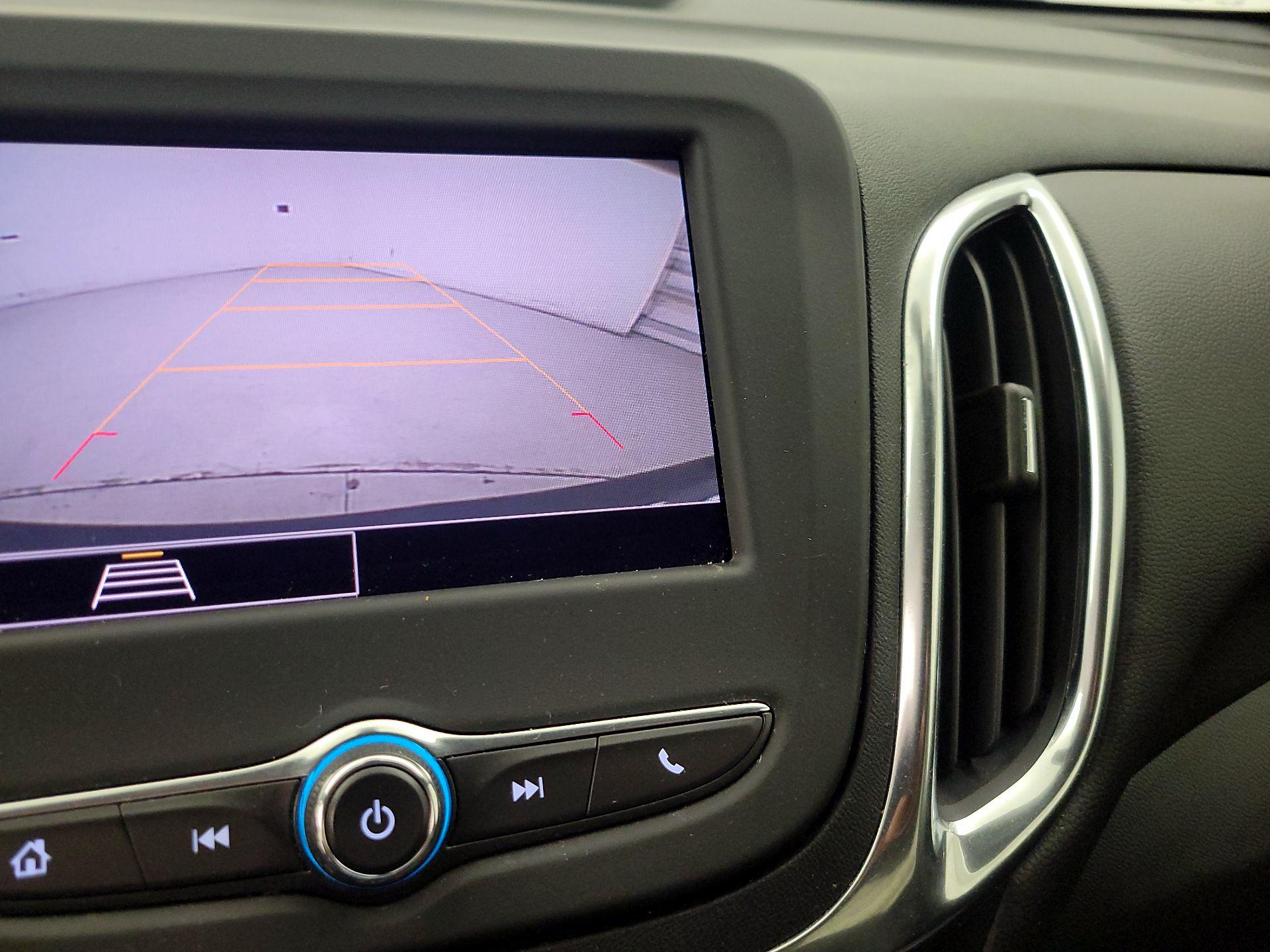 Thumbnail: 2022 Chevrolet Equinox - 14