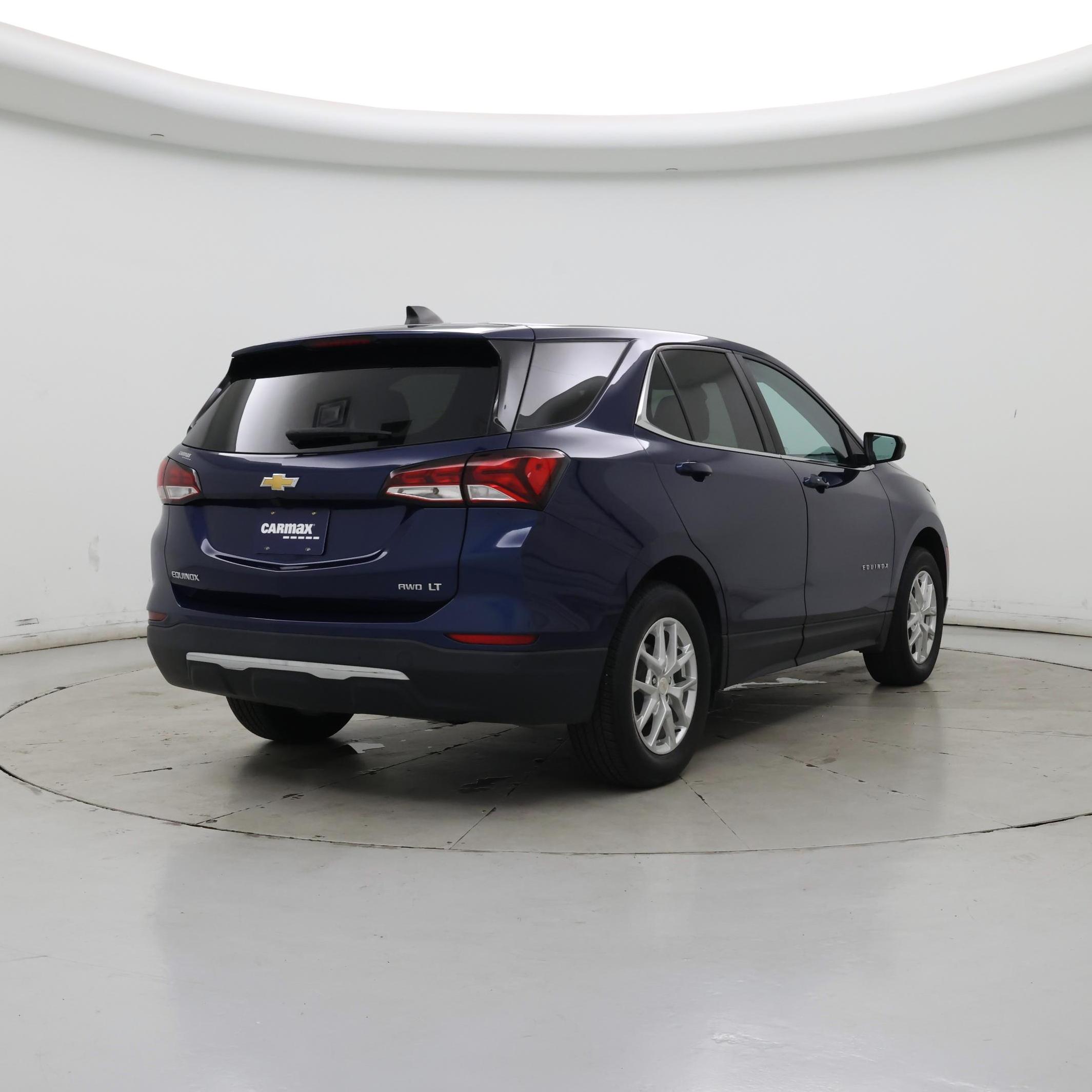 Thumbnail: 2022 Chevrolet Equinox - 8