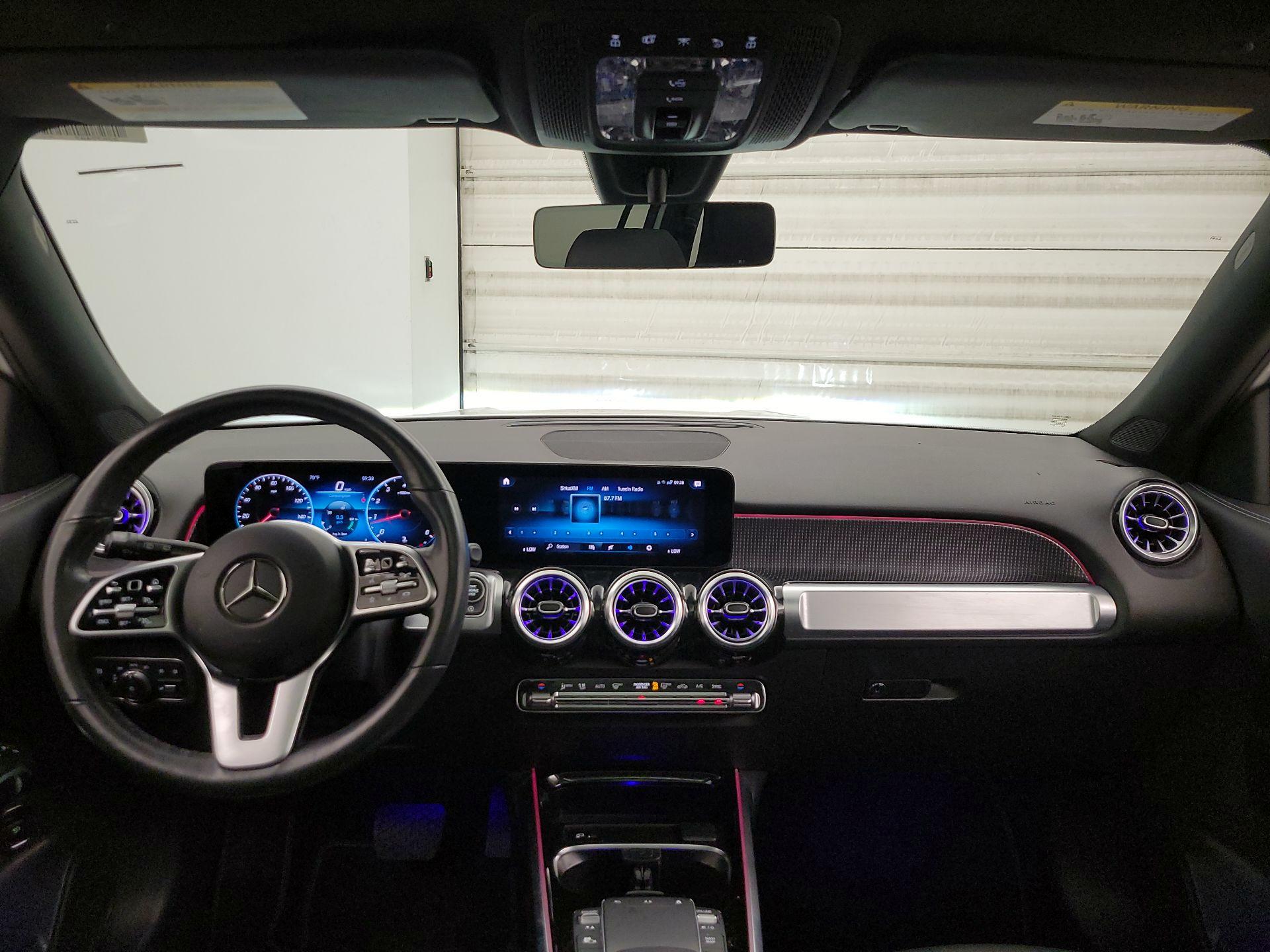 Thumbnail: 2022 Mercedes-Benz GLB - 9