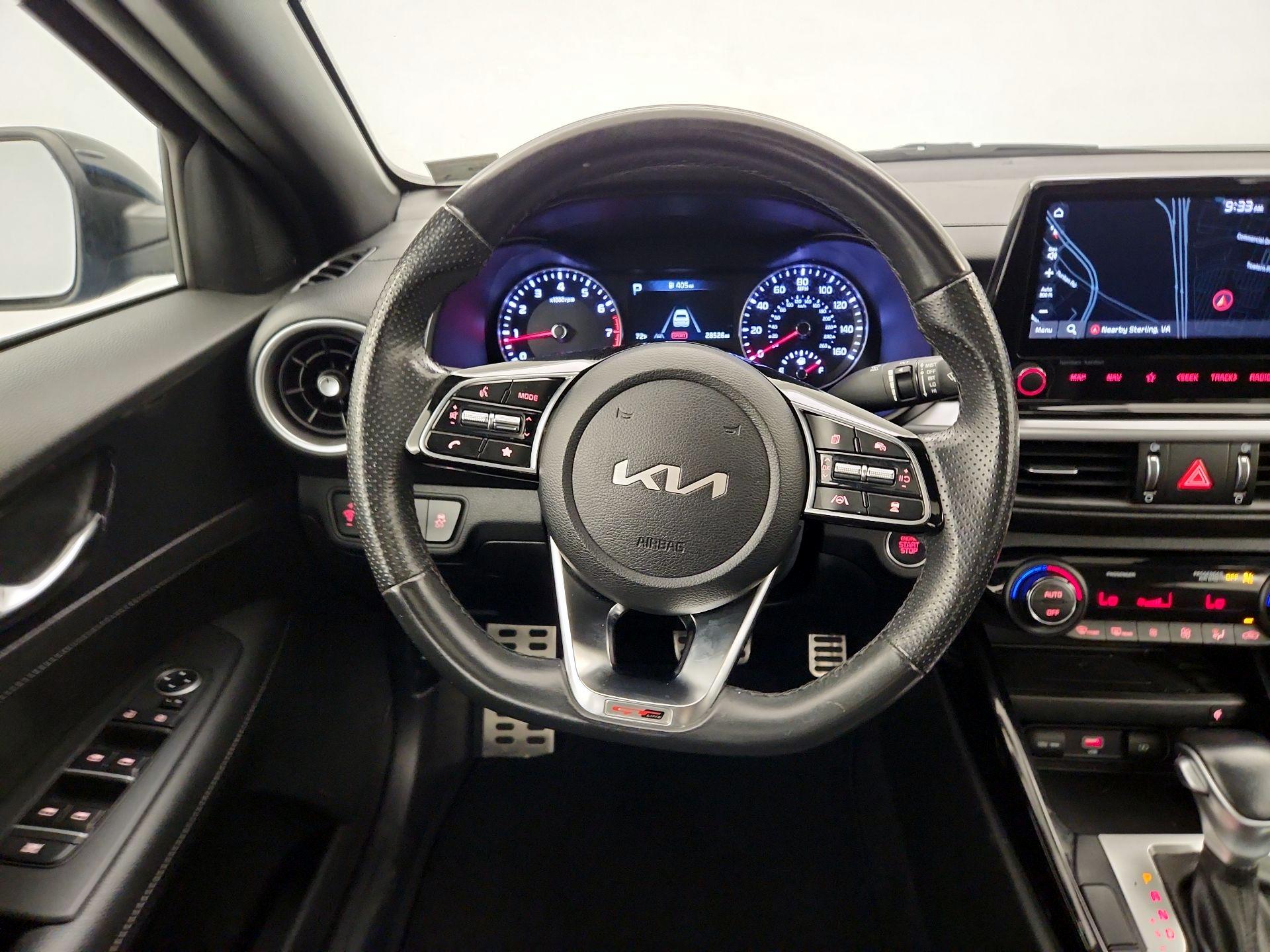 Thumbnail: 2023 Kia Forte - 10