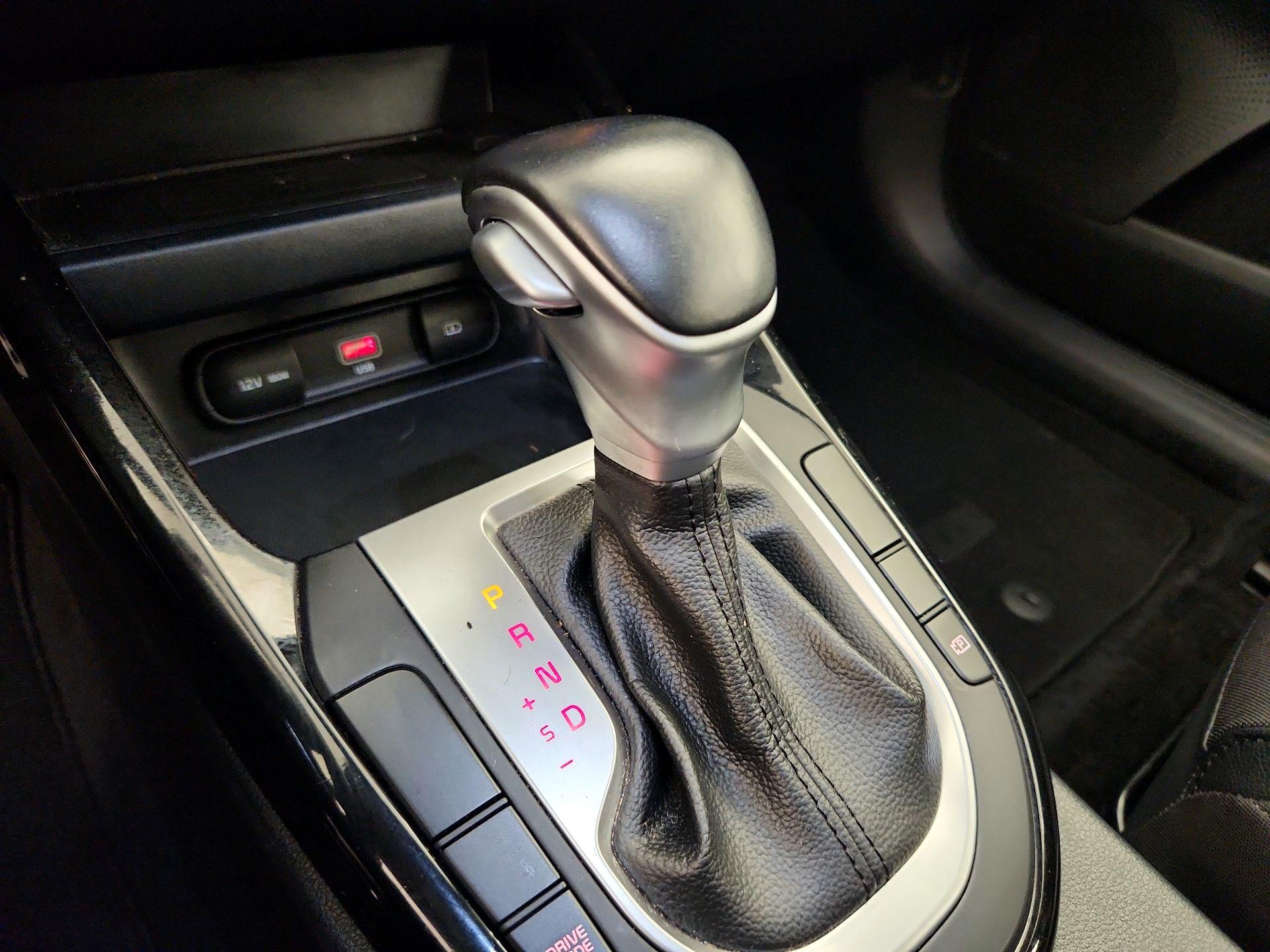 Thumbnail: 2023 Kia Forte - 18