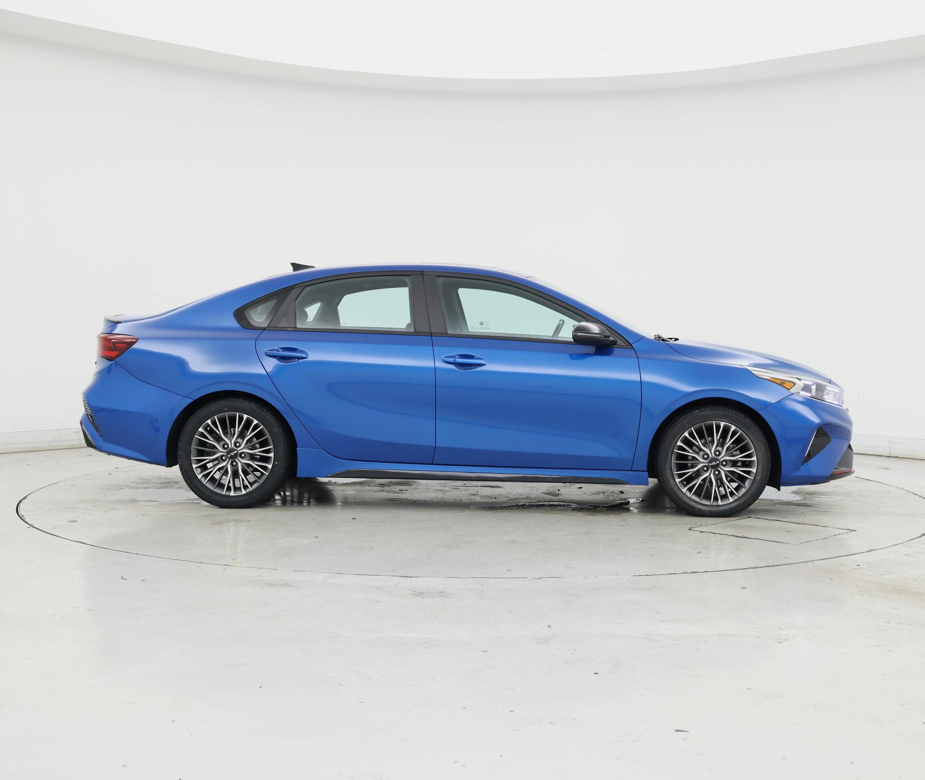 Thumbnail: 2023 Kia Forte - 7