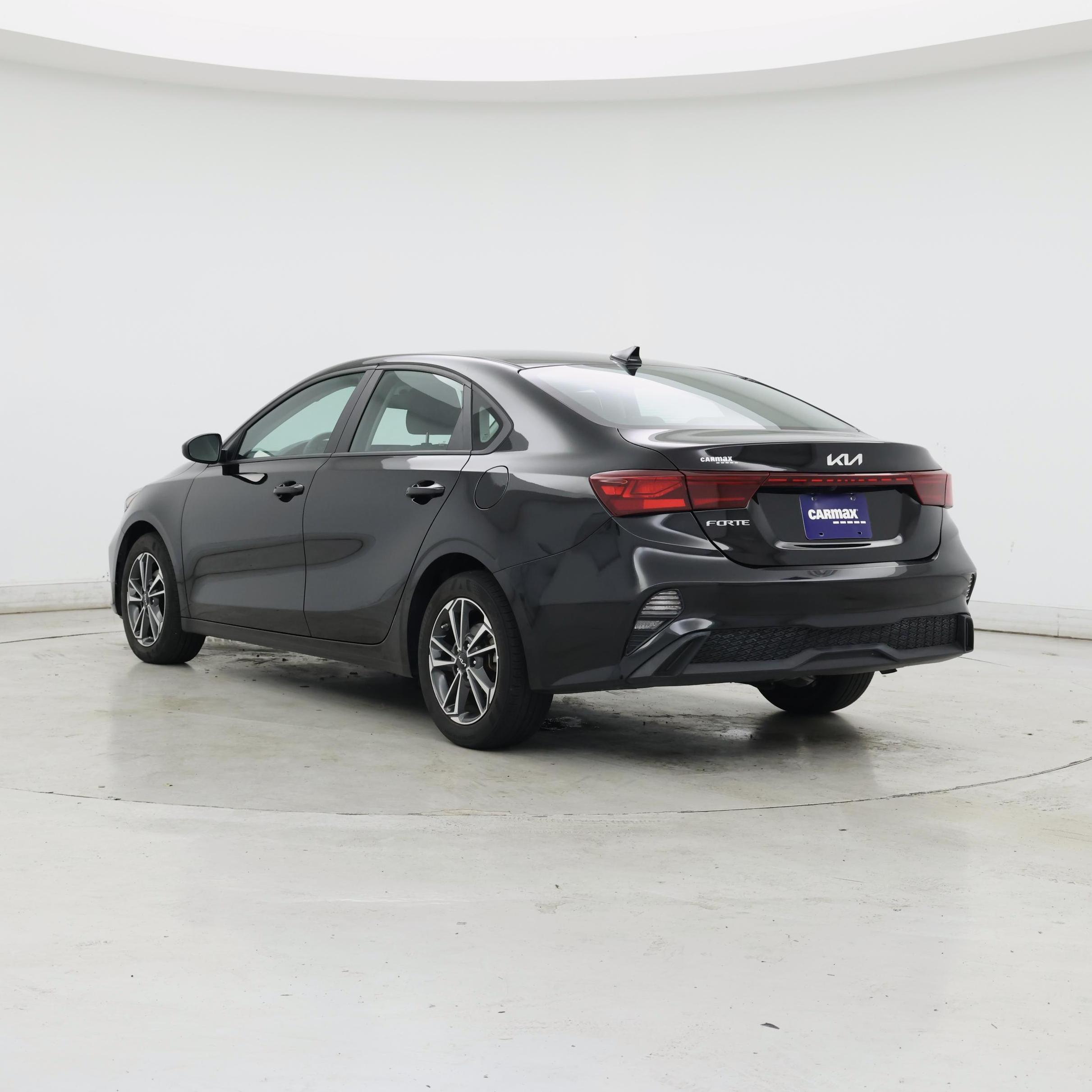 Thumbnail: 2022 Kia Forte - 2