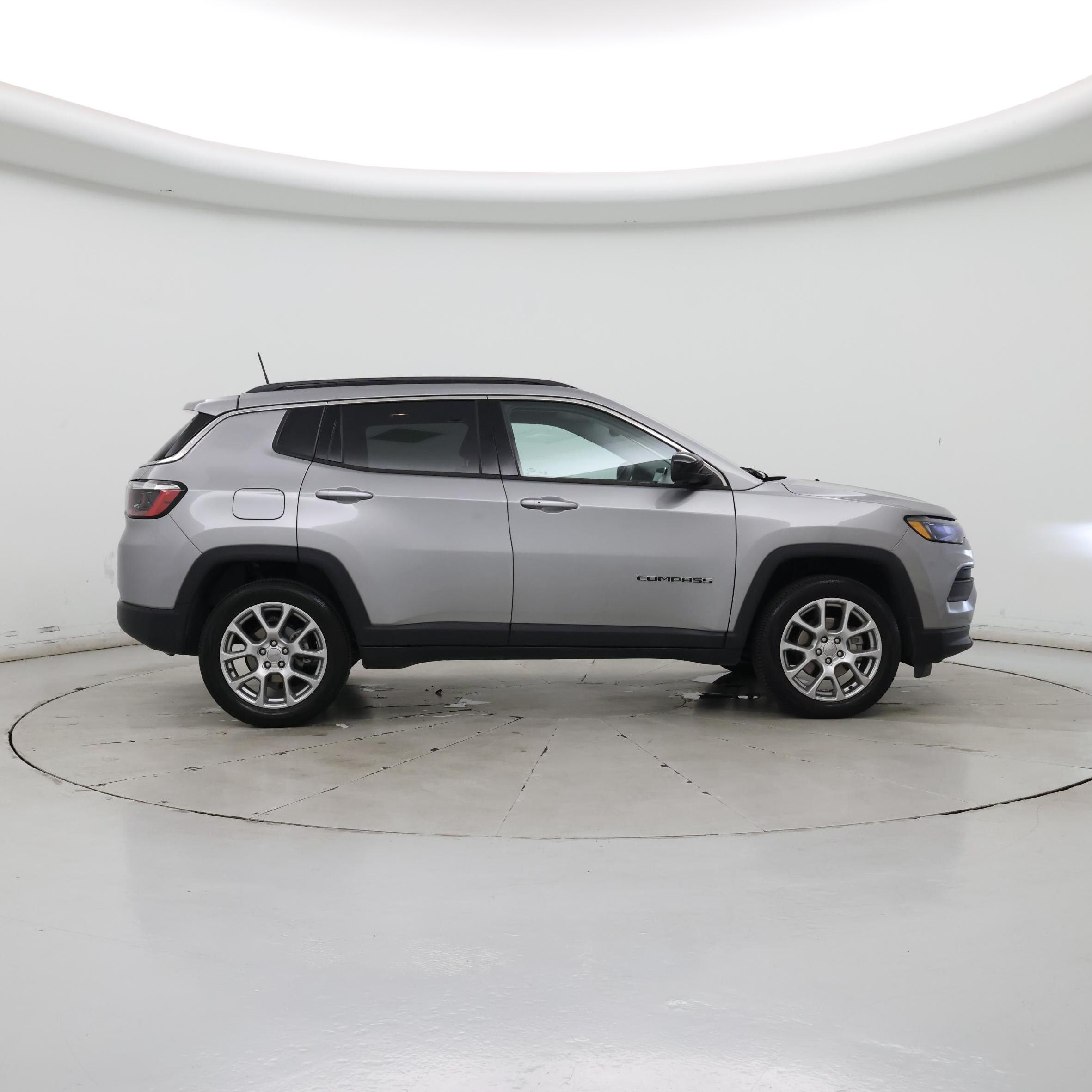 Thumbnail: 2022 Jeep Compass - 7