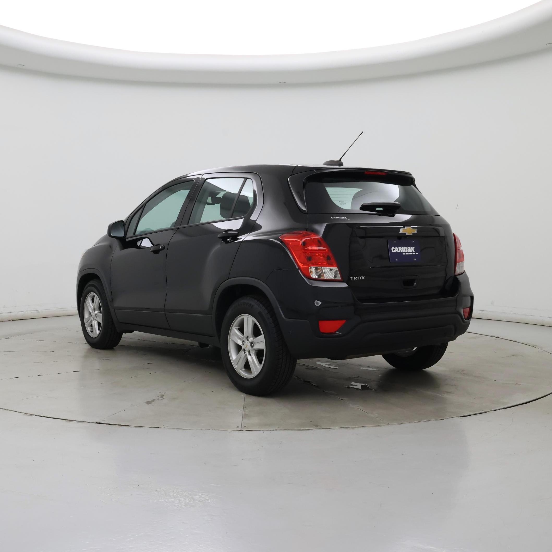 Thumbnail: 2020 Chevrolet Trax - 2
