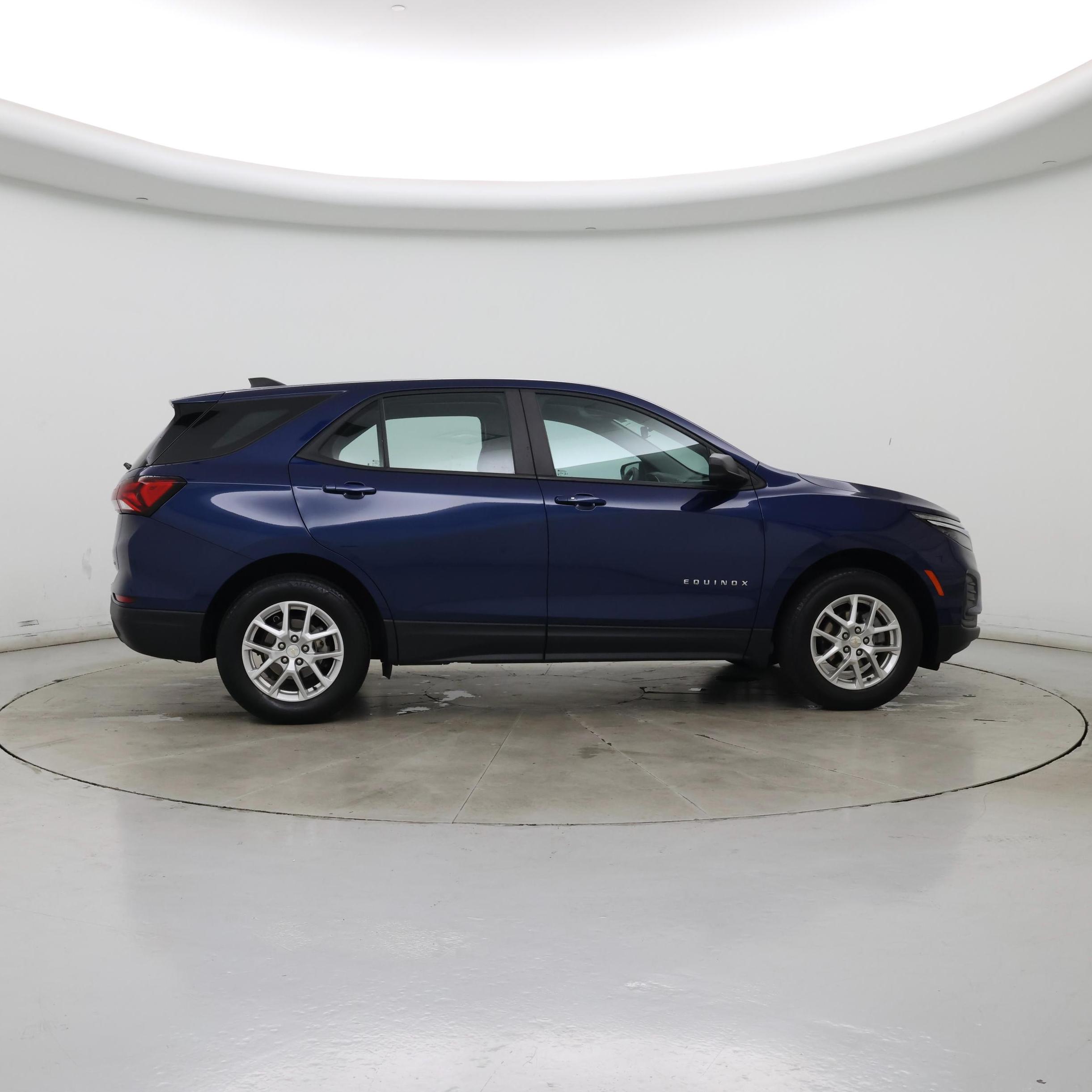 Thumbnail: 2023 Chevrolet Equinox - 7