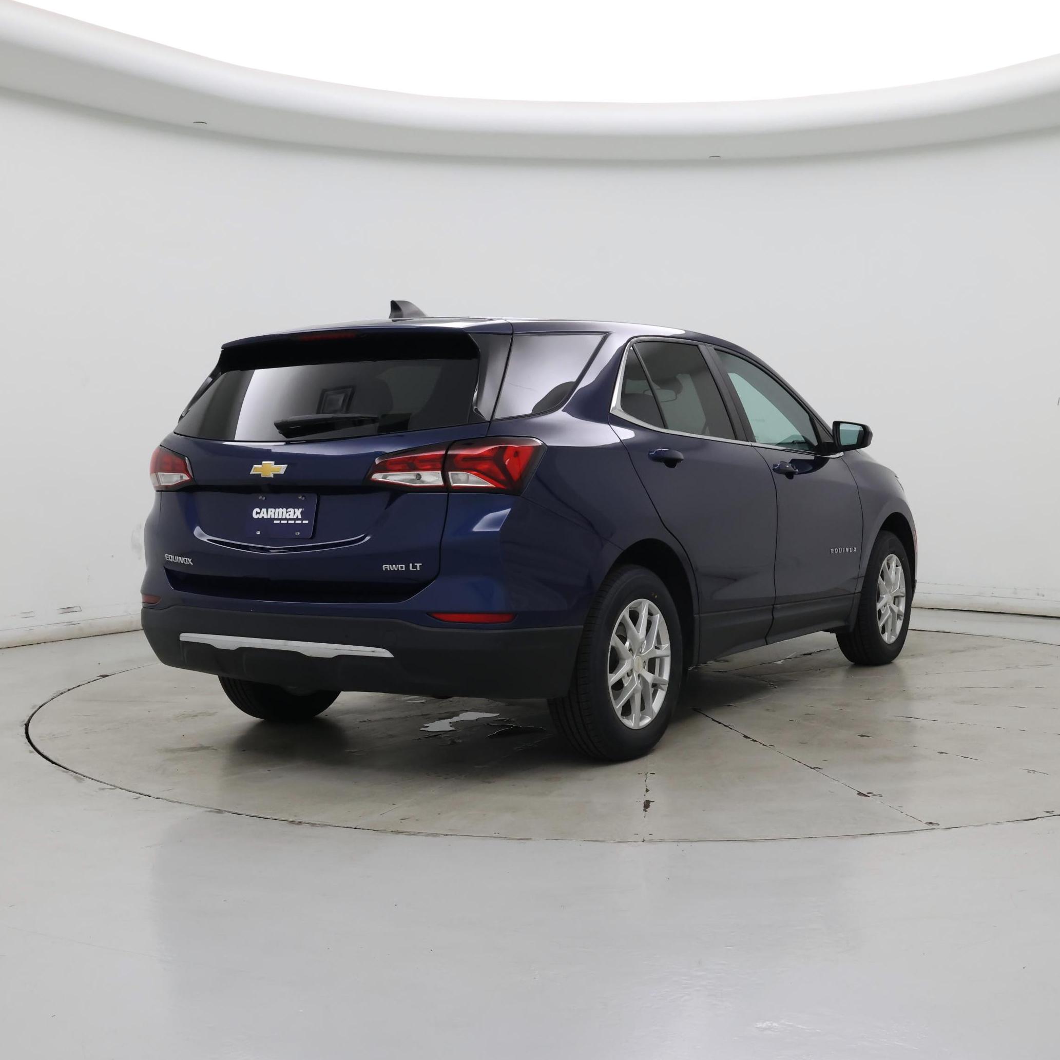Thumbnail: 2022 Chevrolet Equinox - 8