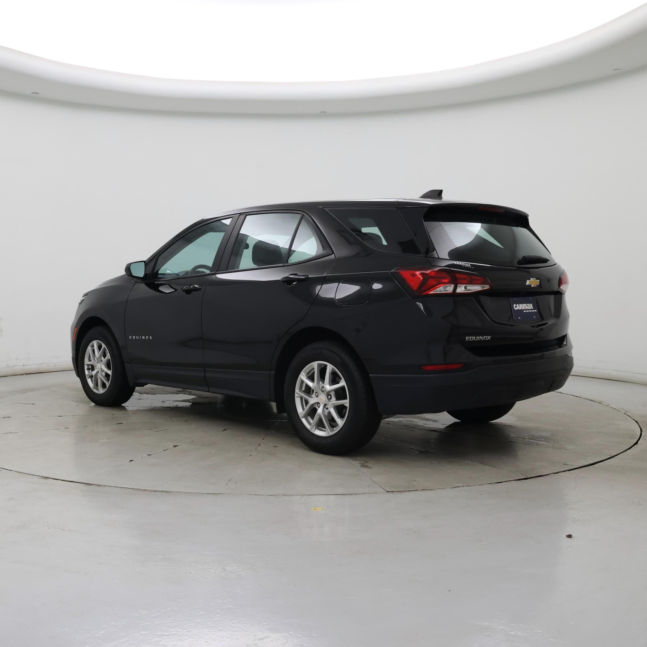 Thumbnail: 2023 Chevrolet Equinox - 2