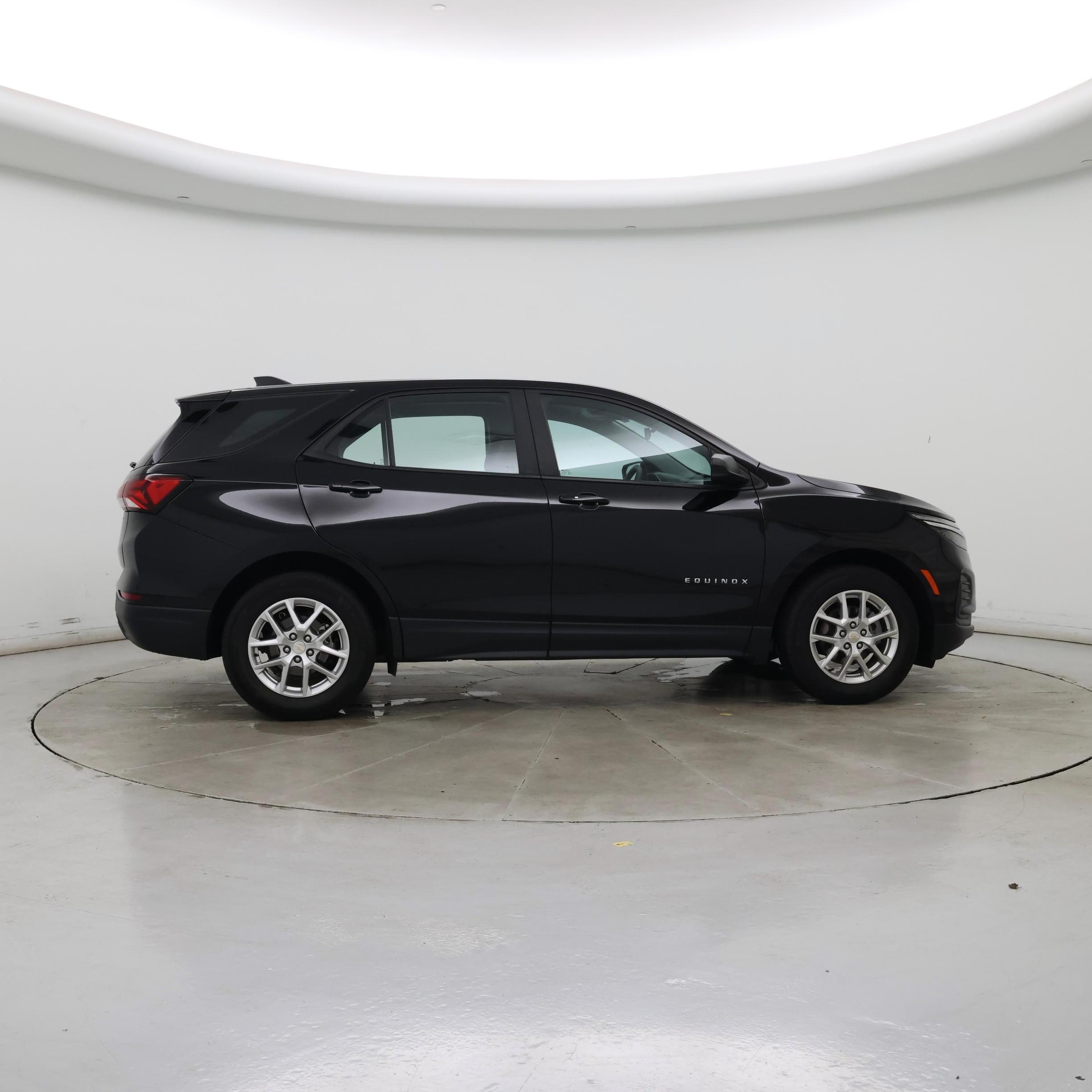 Thumbnail: 2023 Chevrolet Equinox - 7