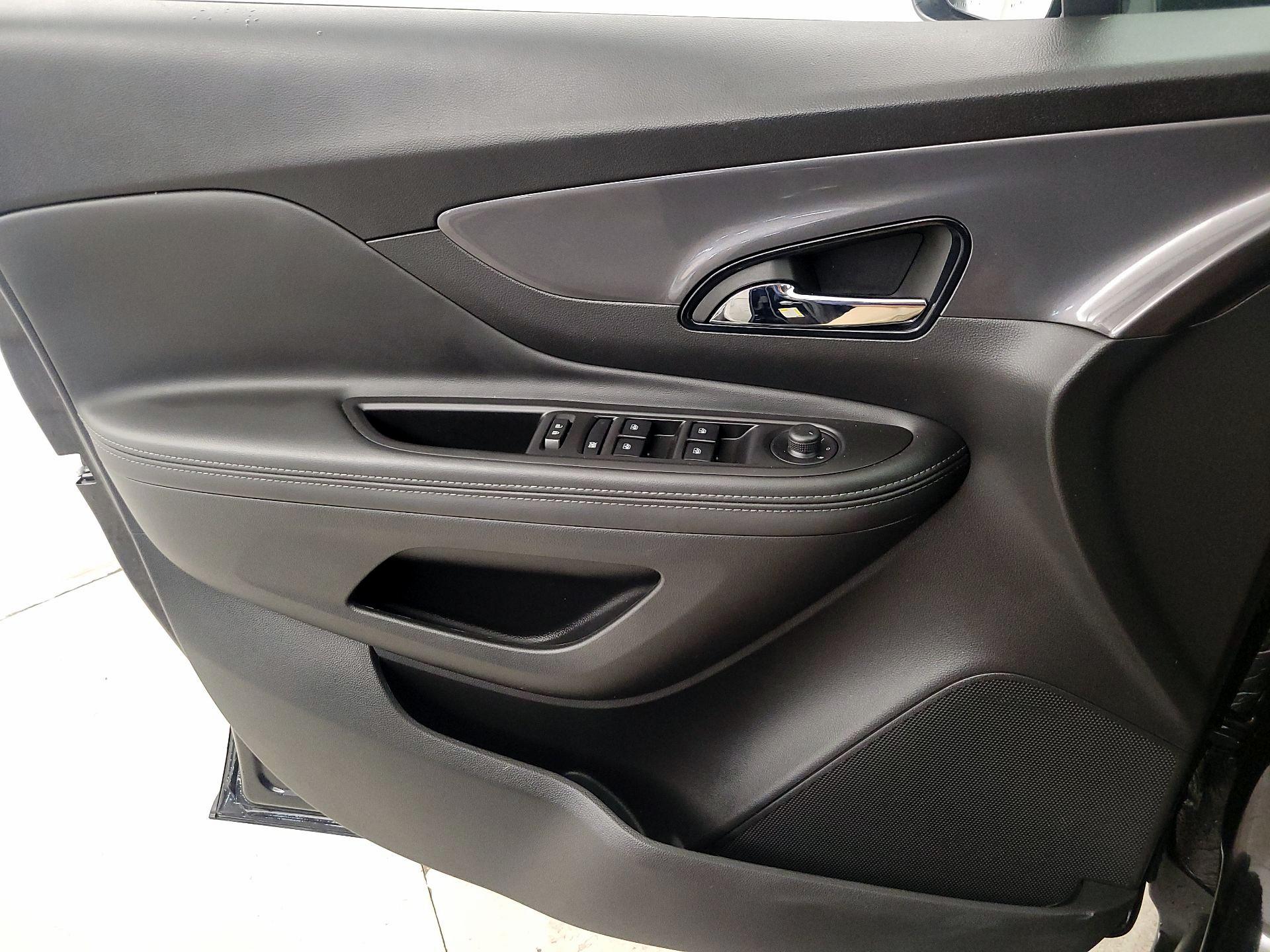 Thumbnail: 2022 Buick Encore - 12