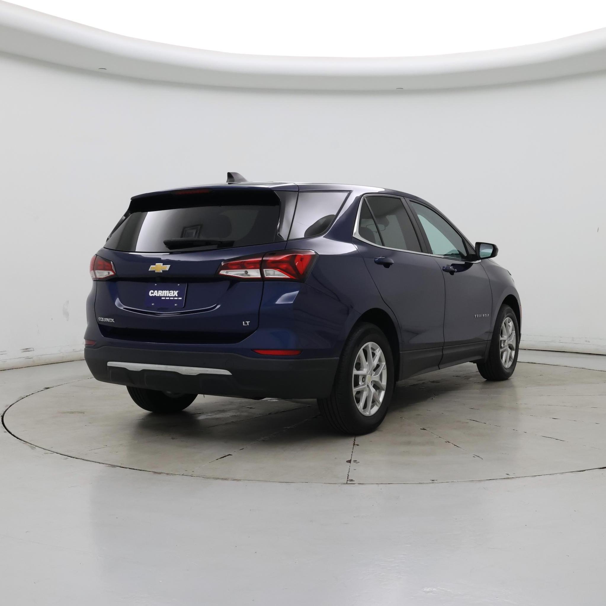 Thumbnail: 2022 Chevrolet Equinox - 8
