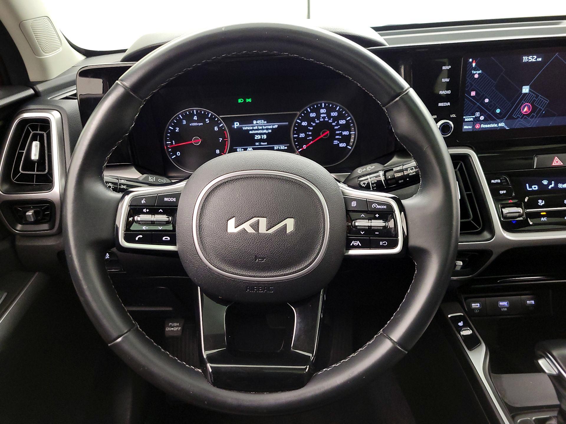 Thumbnail: 2022 Kia Sorento - 10