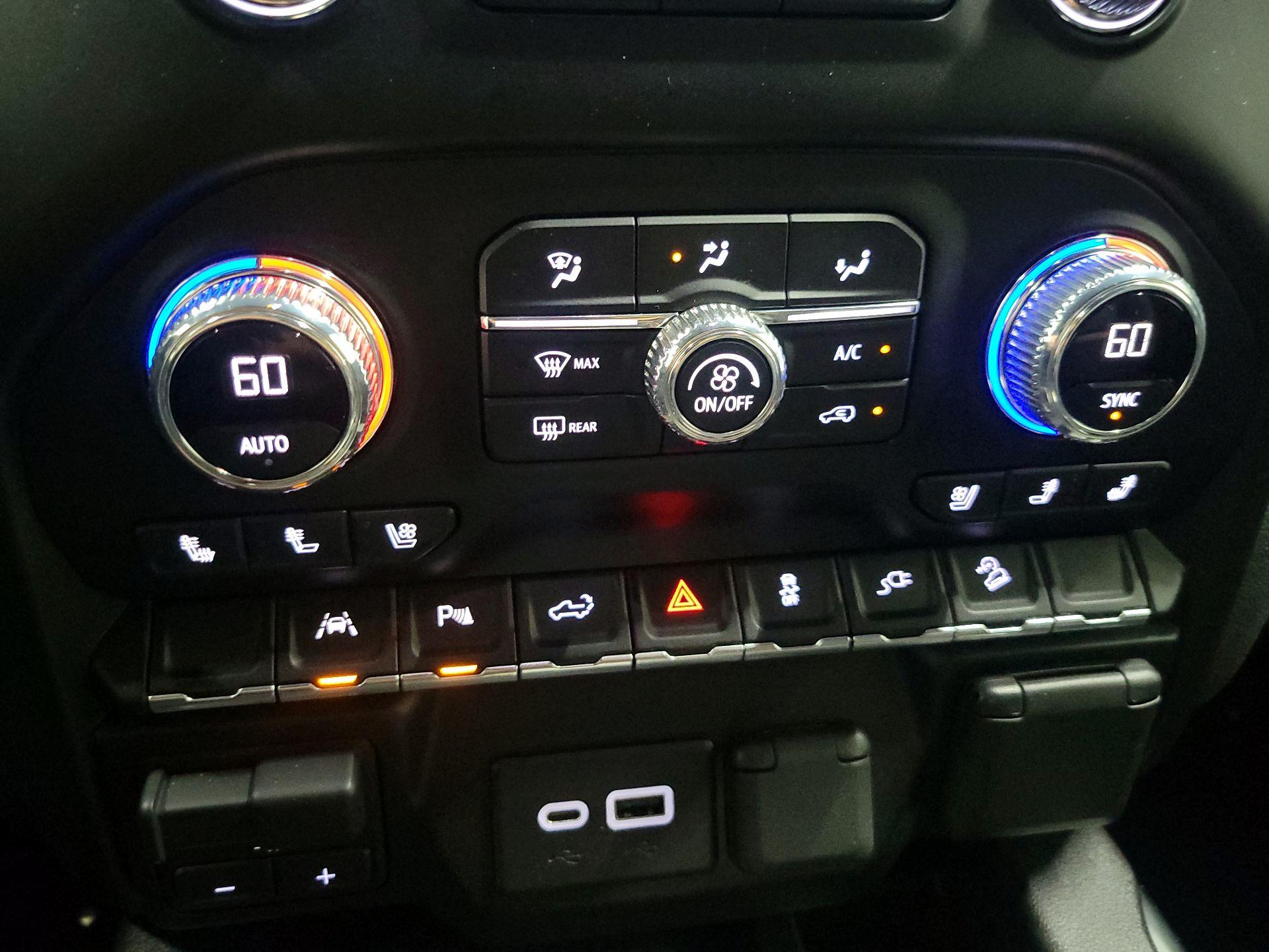 Thumbnail: 2022 GMC Sierra 1500 - 17