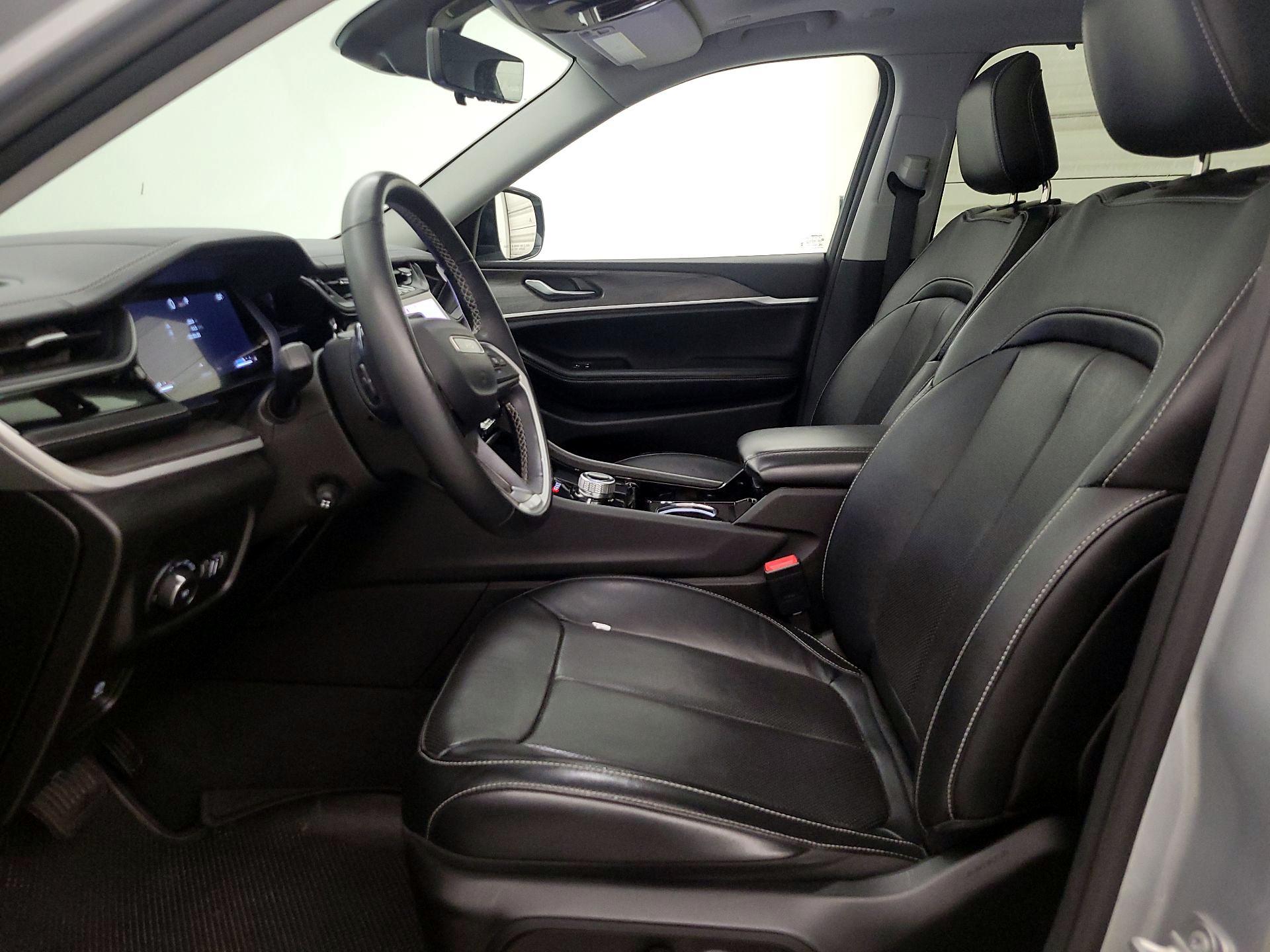 Thumbnail: 2022 Jeep Grand Cherokee L - 11