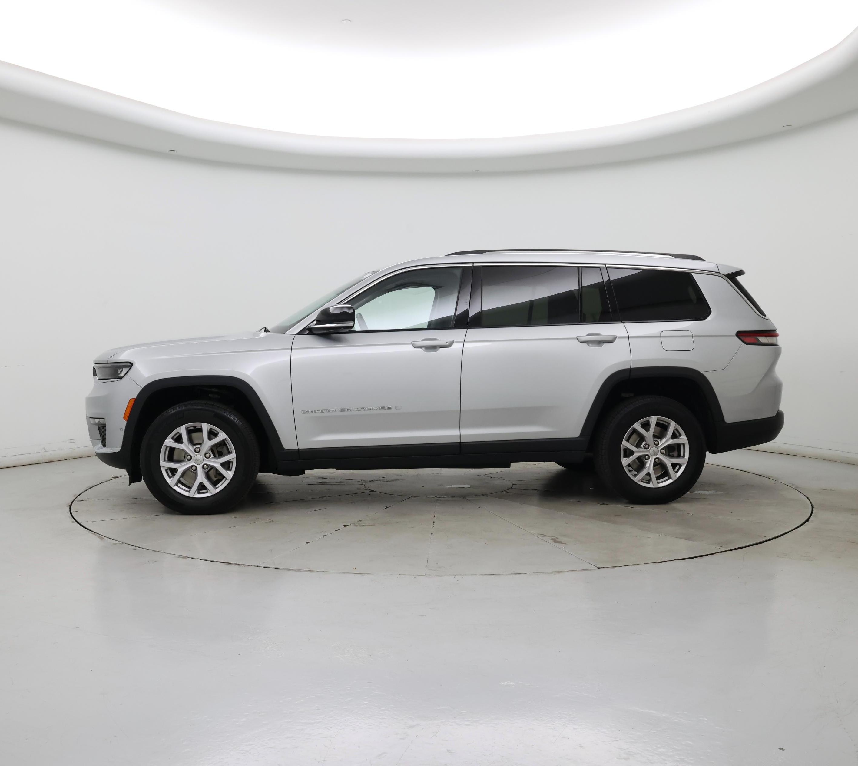 Thumbnail: 2022 Jeep Grand Cherokee L - 3
