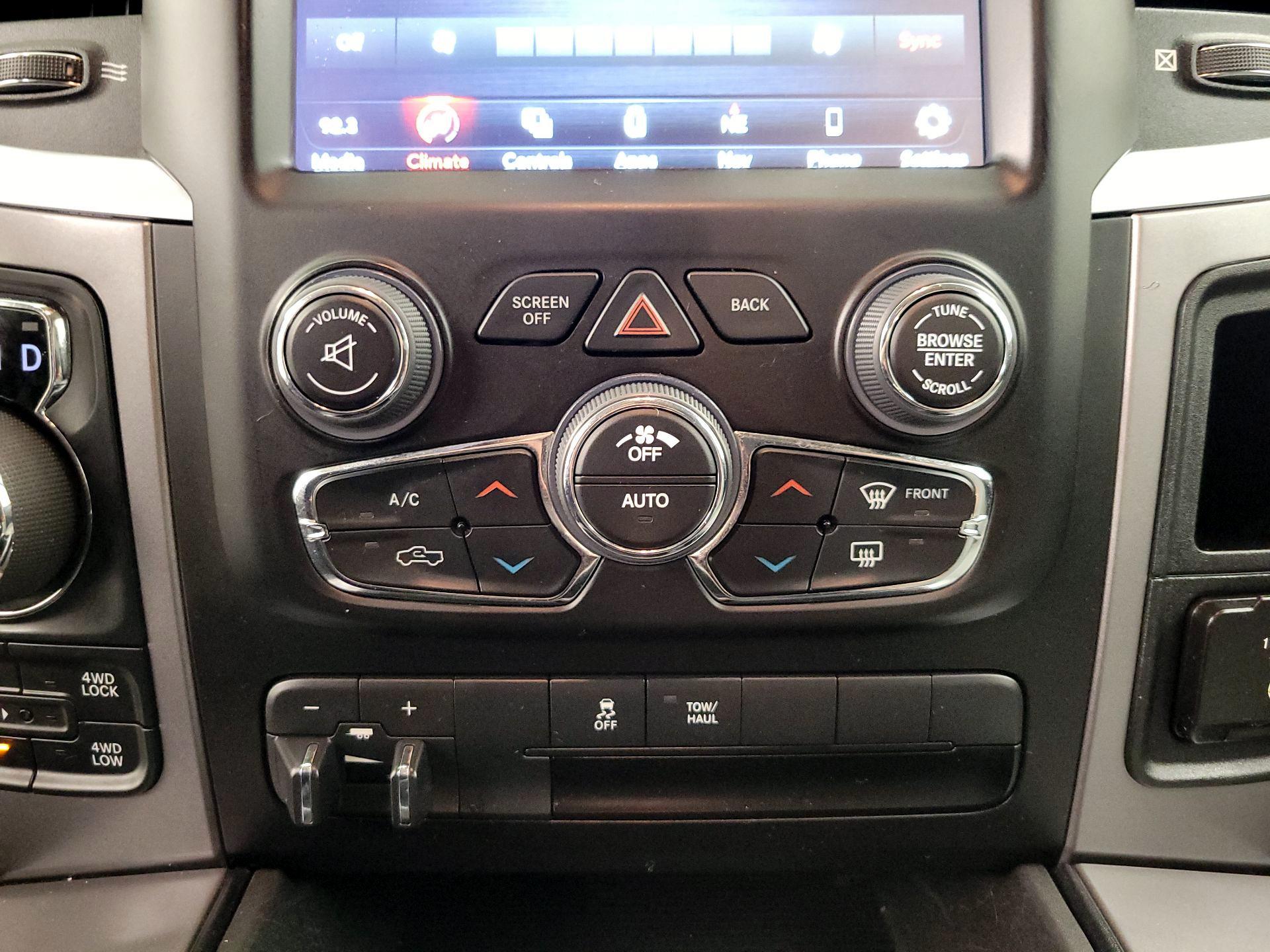 Thumbnail: 2023 RAM 1500 Classic - 16