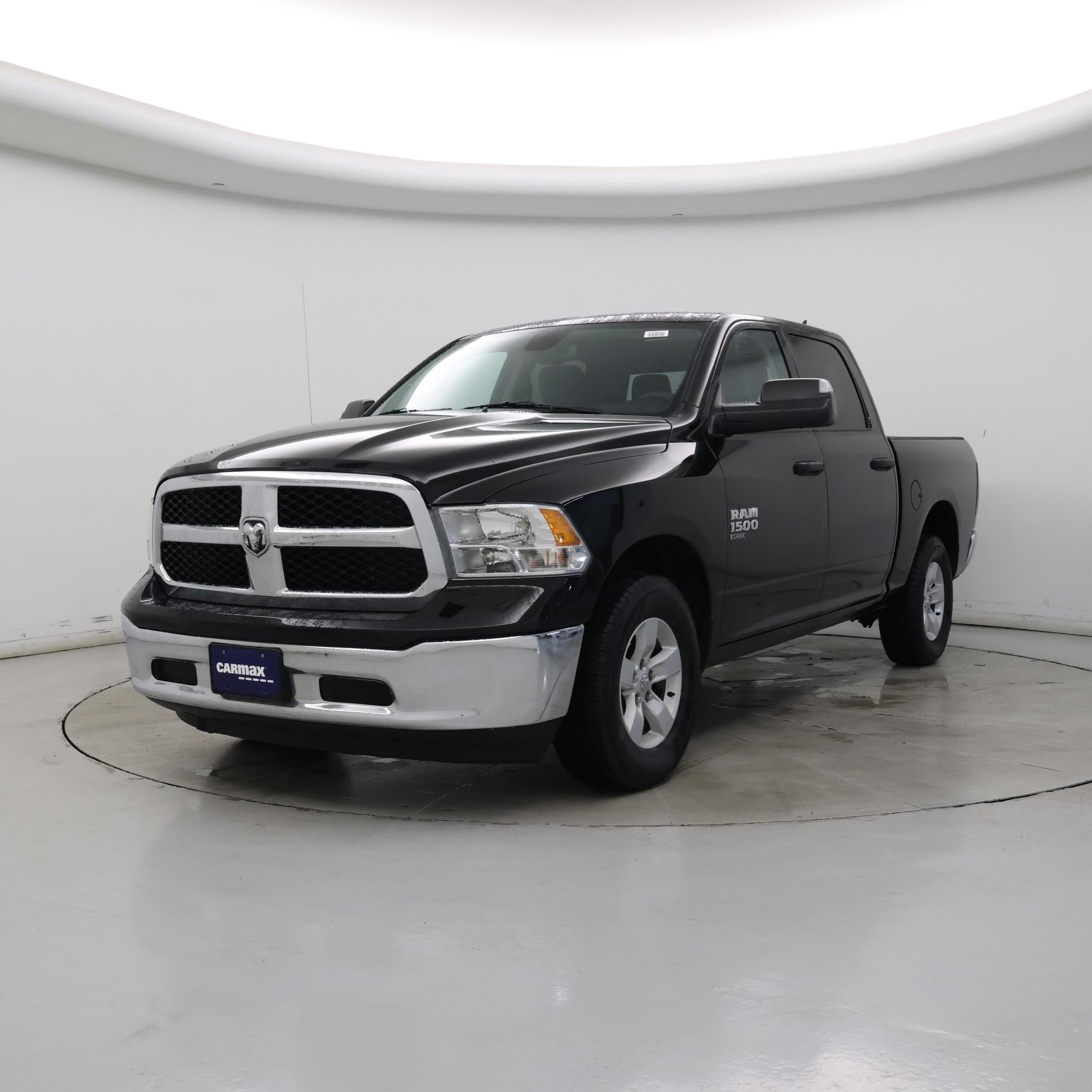 Thumbnail: 2023 RAM 1500 Classic - 4