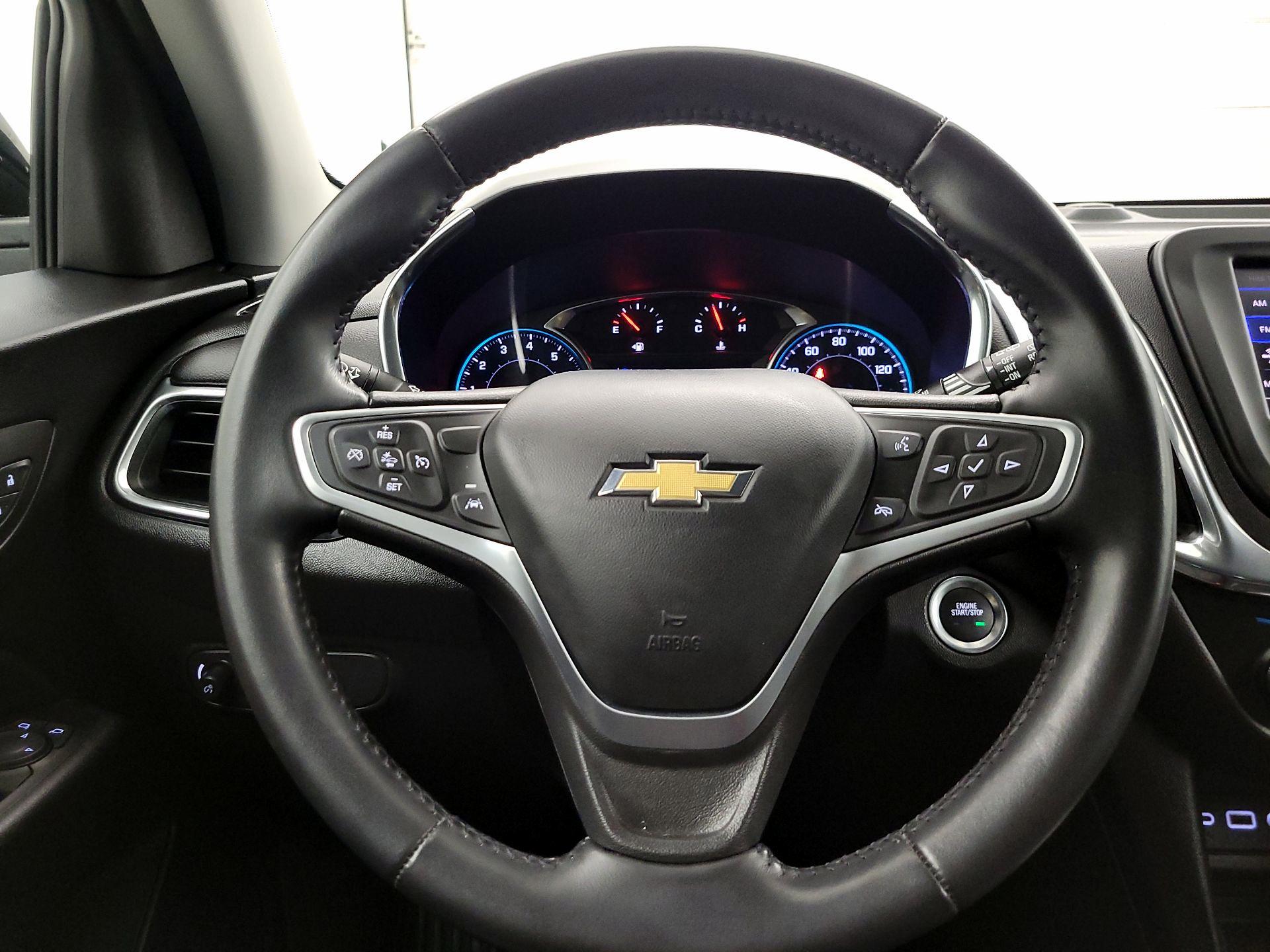 Thumbnail: 2022 Chevrolet Equinox - 10