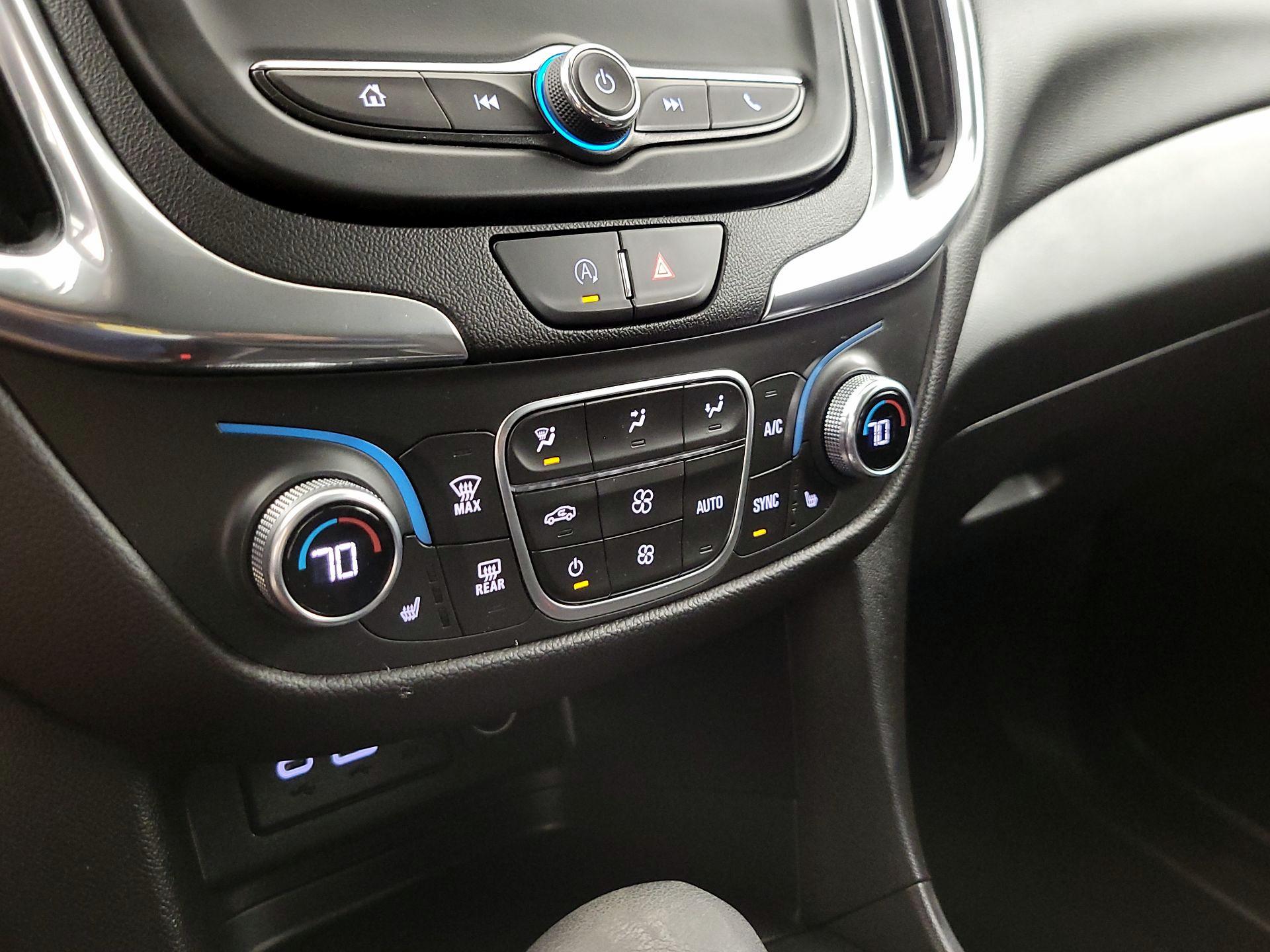 Thumbnail: 2022 Chevrolet Equinox - 16
