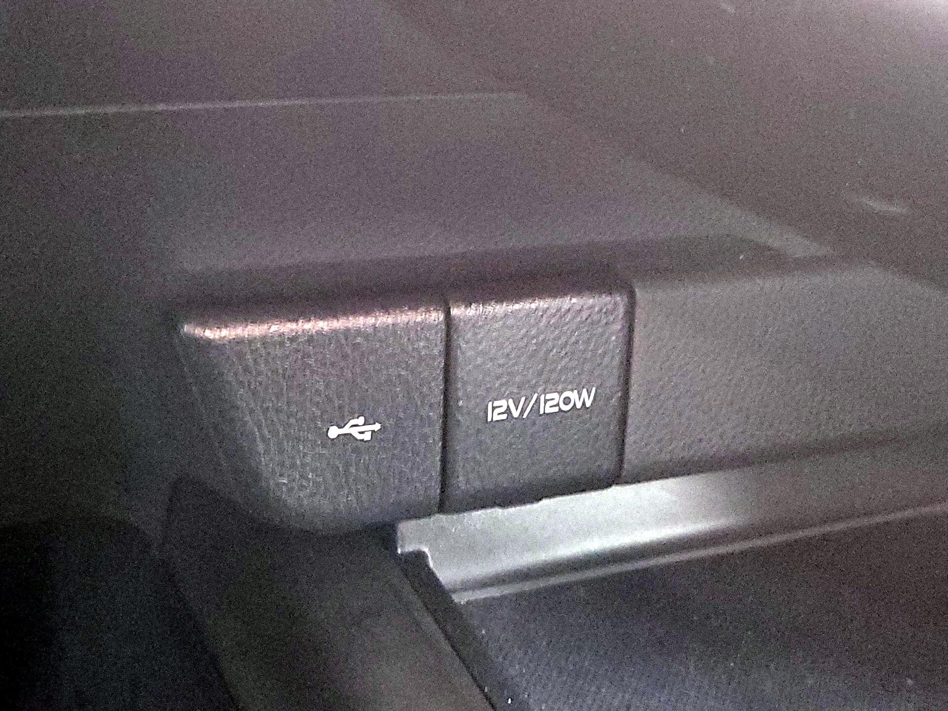 Thumbnail: 2024 Toyota Camry - 18