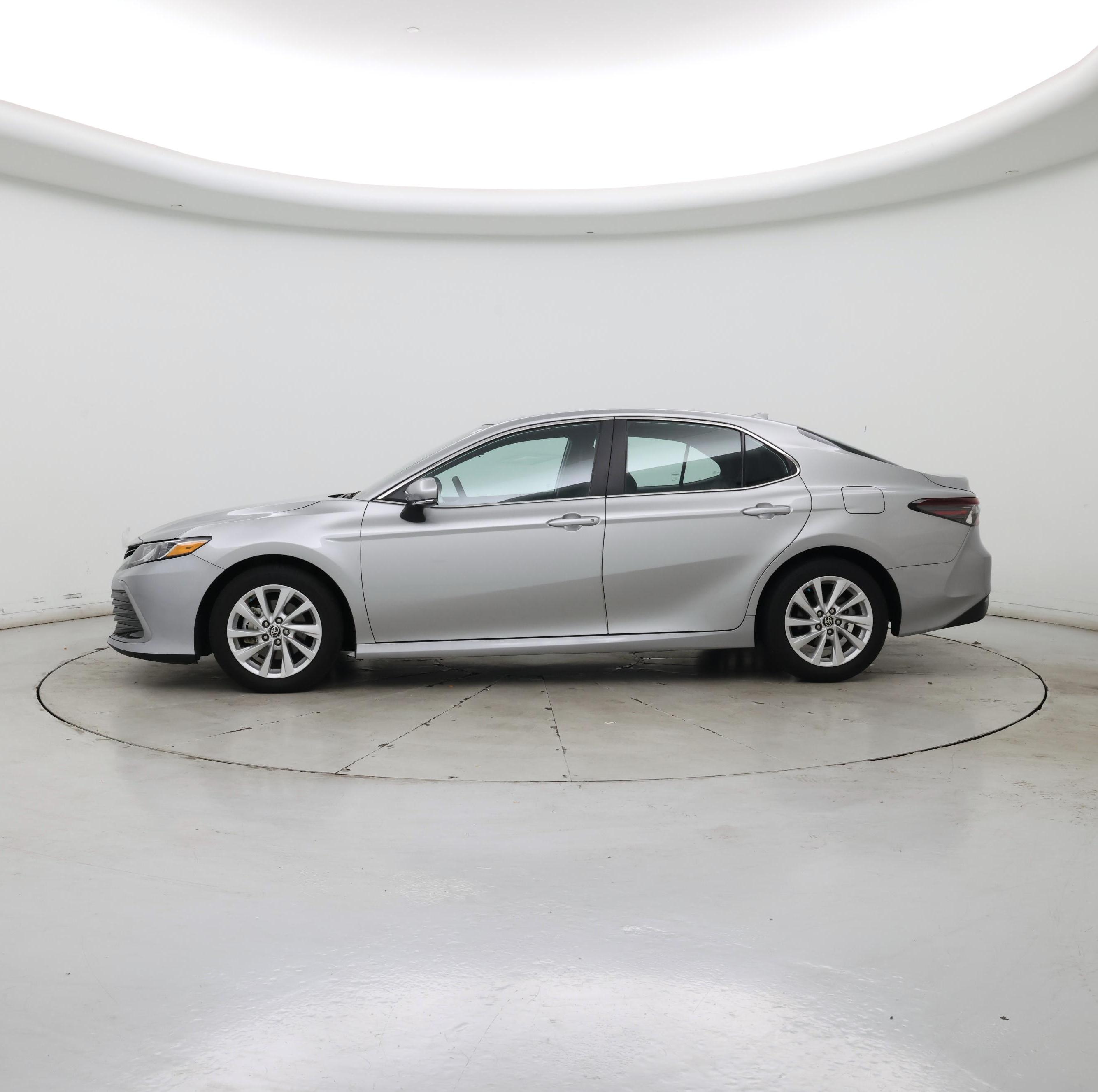 Thumbnail: 2024 Toyota Camry - 3