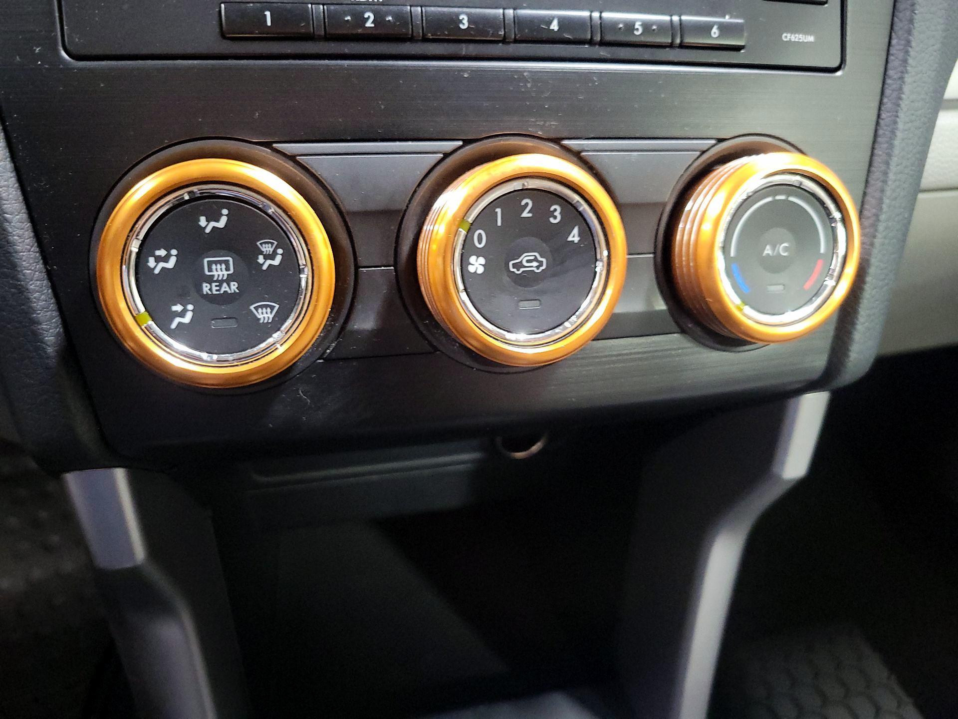 Thumbnail: 2015 Subaru Forester - 15