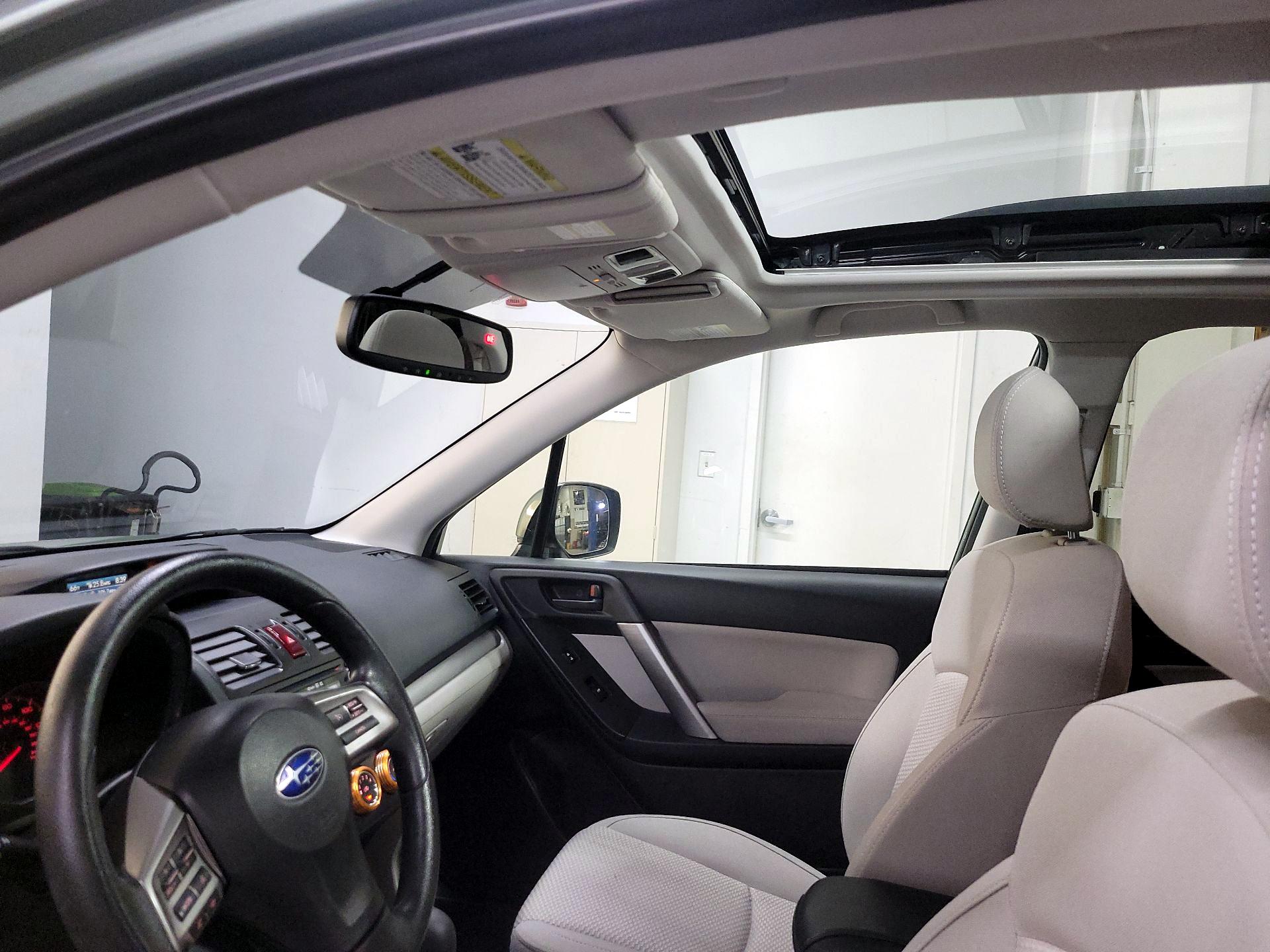 Thumbnail: 2015 Subaru Forester - 17