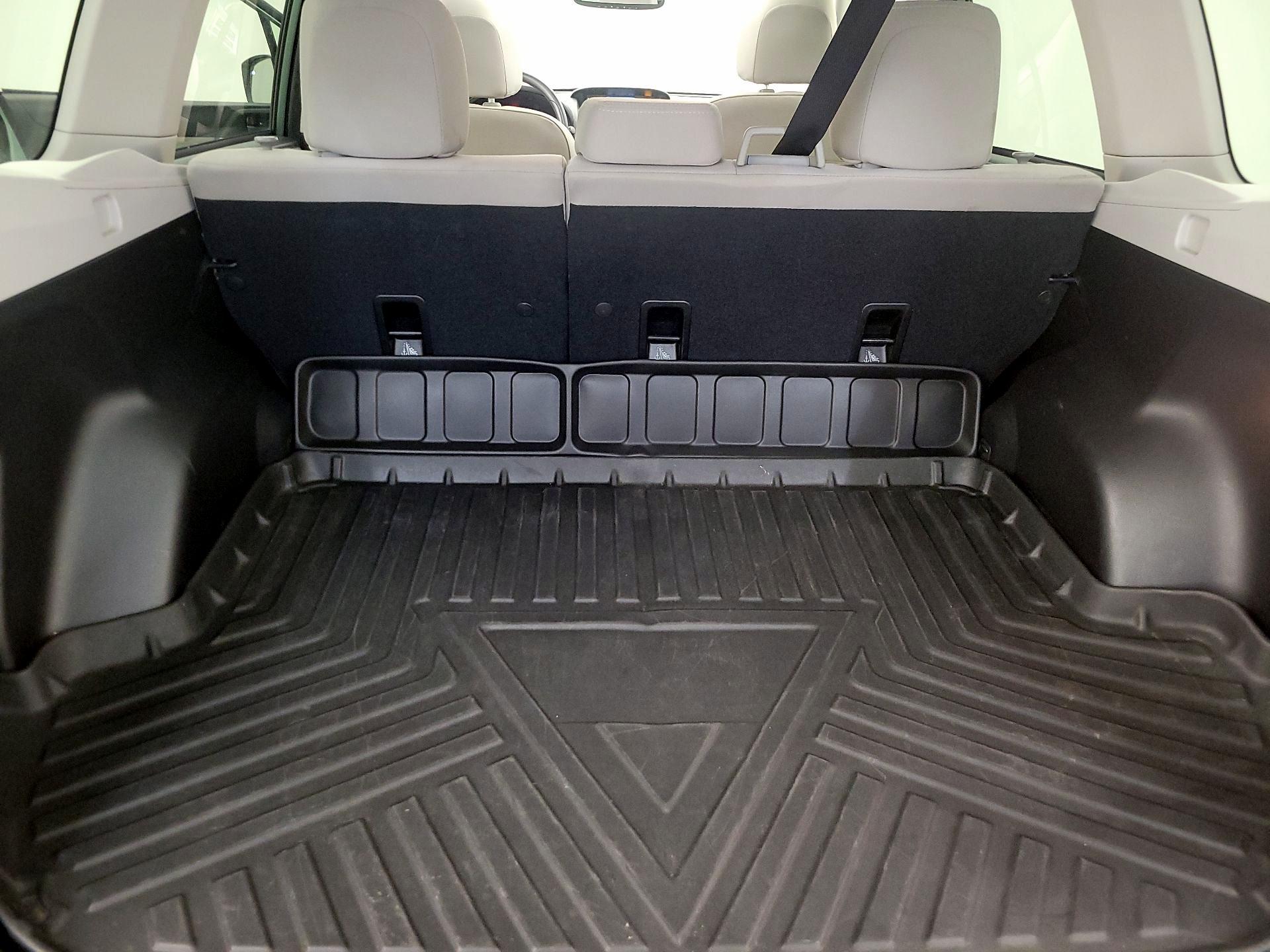 Thumbnail: 2015 Subaru Forester - 19