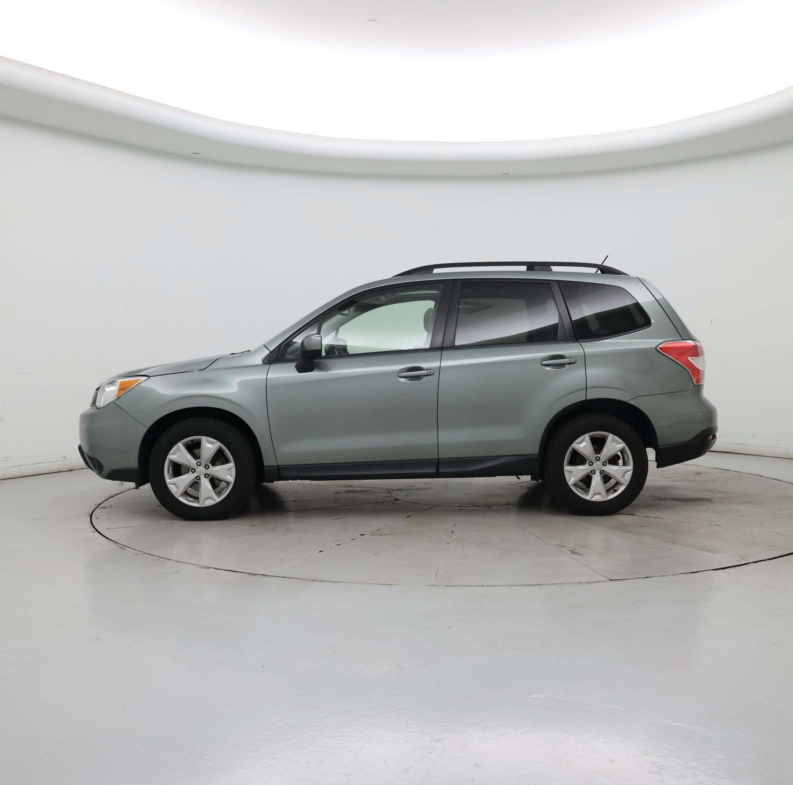 Thumbnail: 2015 Subaru Forester - 3