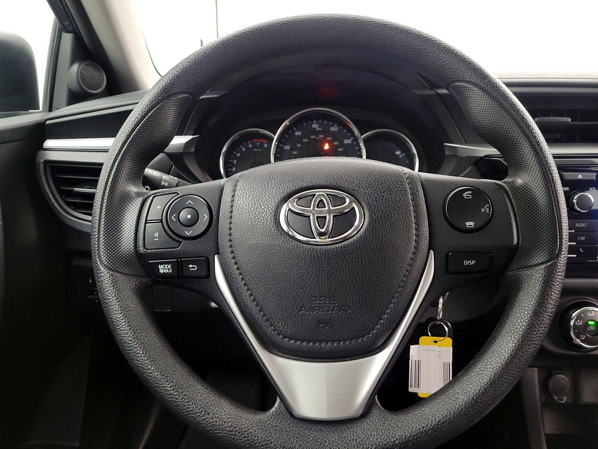 Thumbnail: 2016 Toyota Corolla - 10