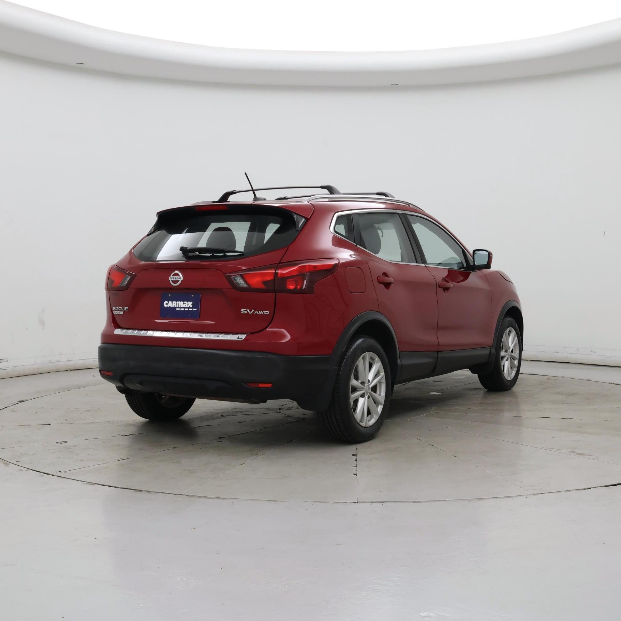 Thumbnail: 2018 Nissan Rogue Sport - 8