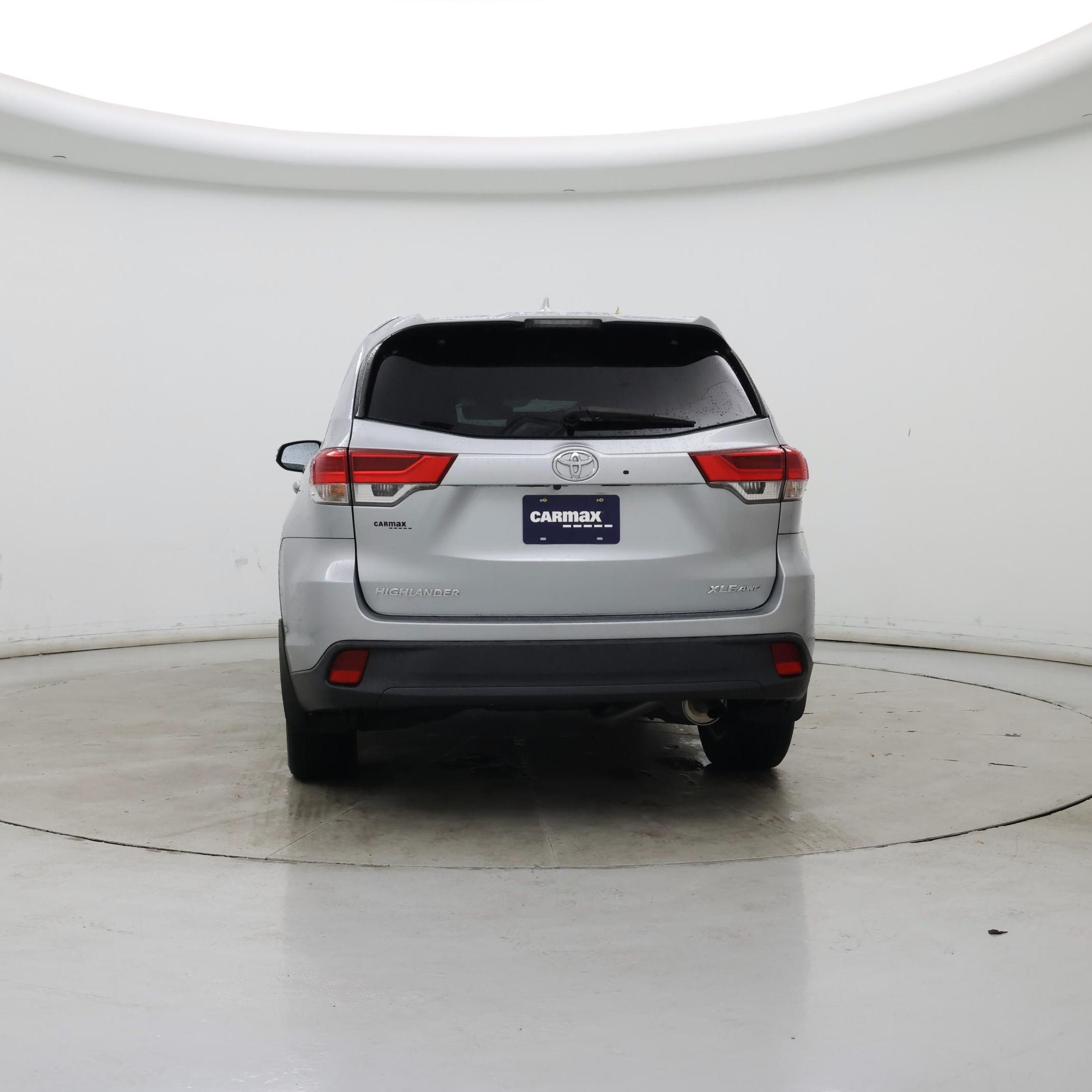 Thumbnail: 2019 Toyota Highlander - 6