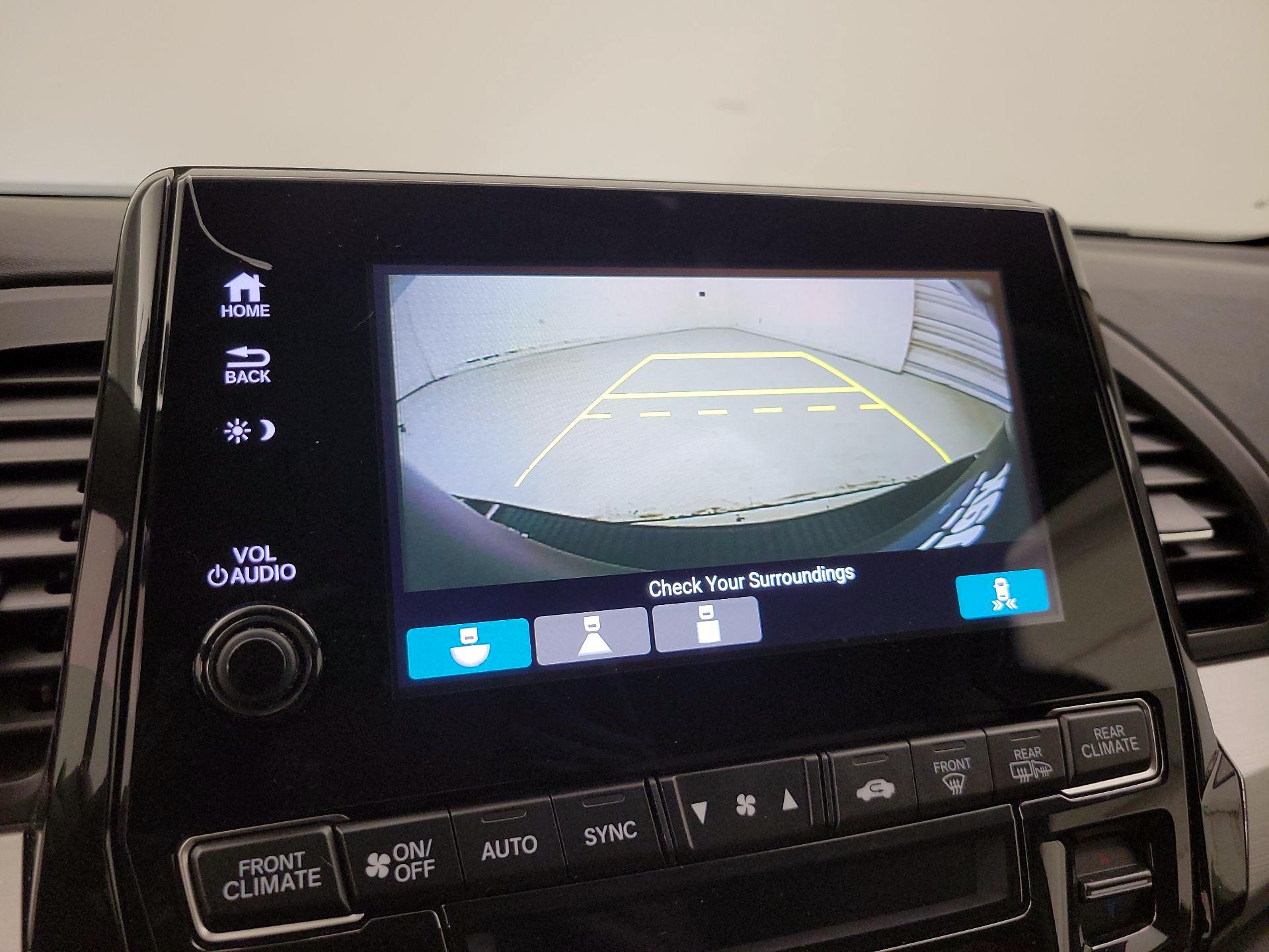 Thumbnail: 2019 Honda Odyssey - 15