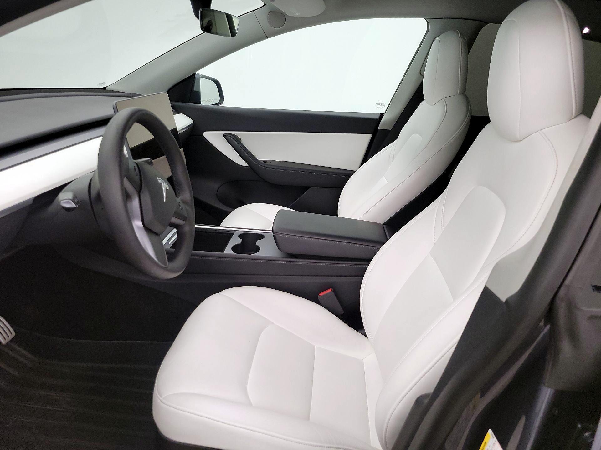 Thumbnail: 2022 Tesla Model Y - 18