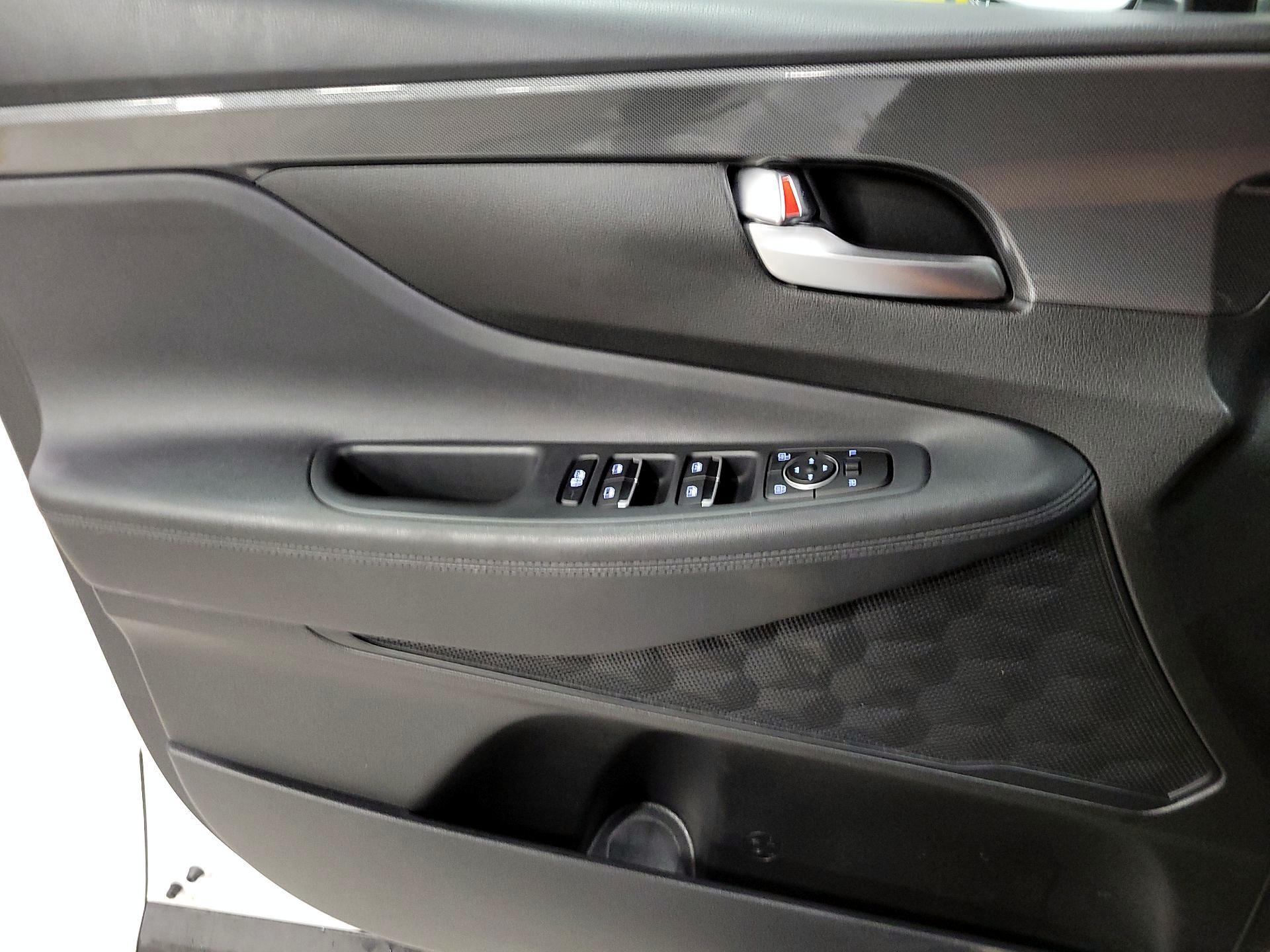Thumbnail: 2021 Hyundai Santa Fe - 12