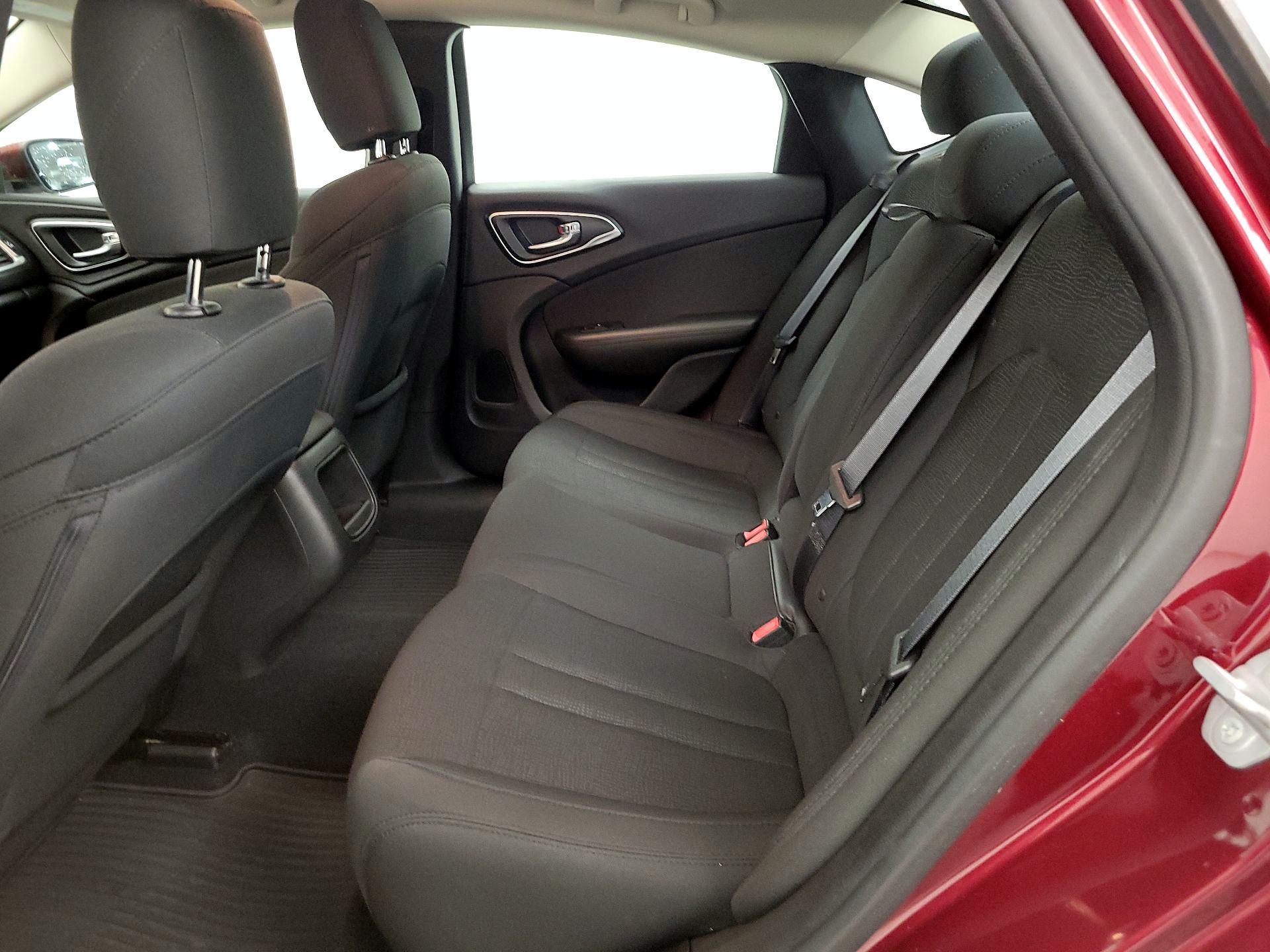 Thumbnail: 2016 Chrysler 200 - 18