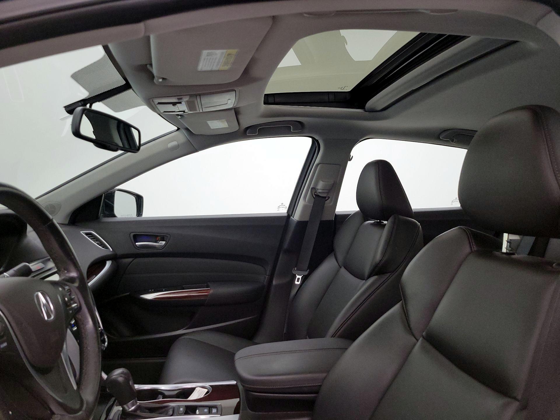 Thumbnail: 2017 Acura TLX - 17