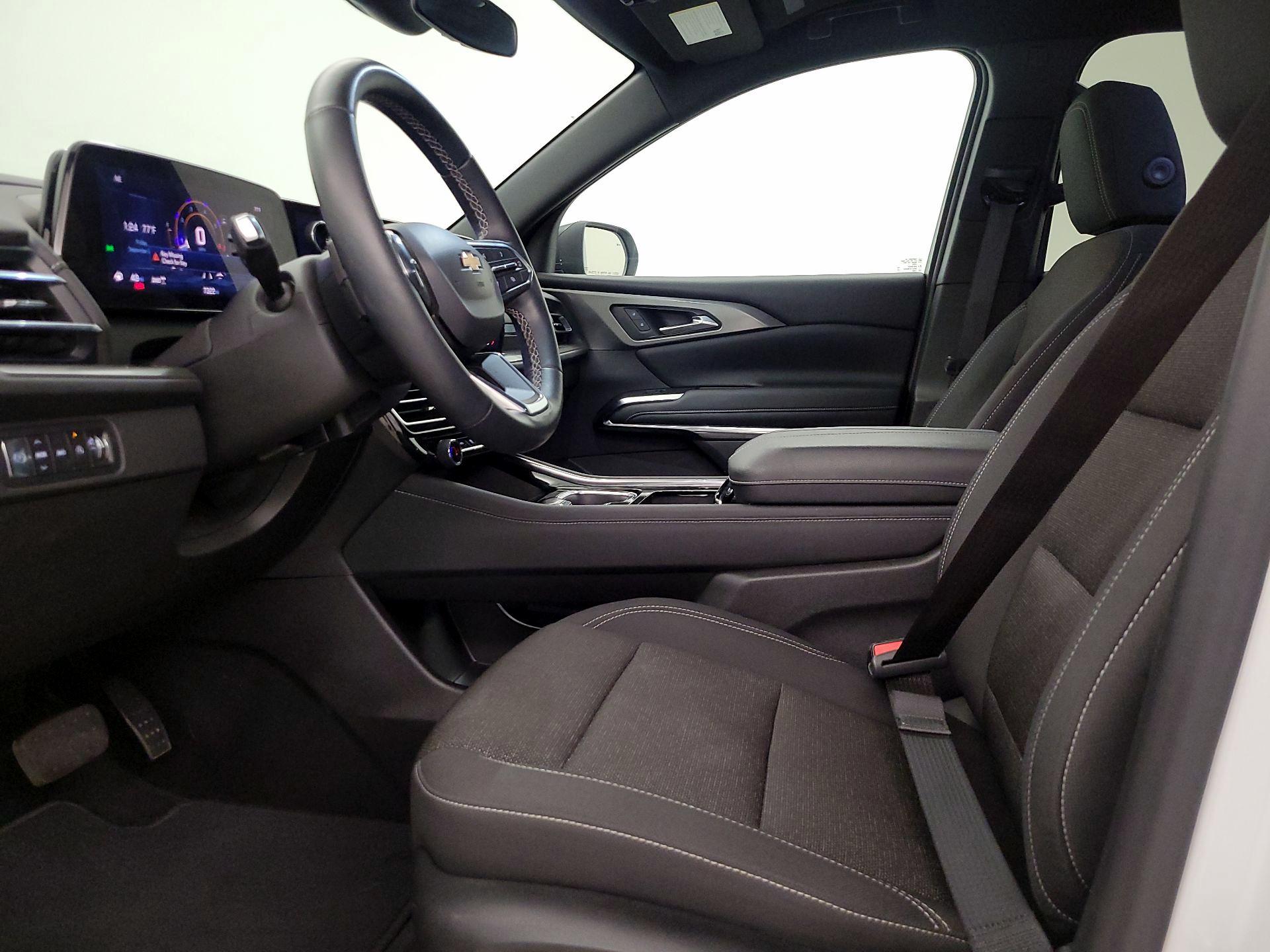 Thumbnail: 2024 Chevrolet Traverse - 11