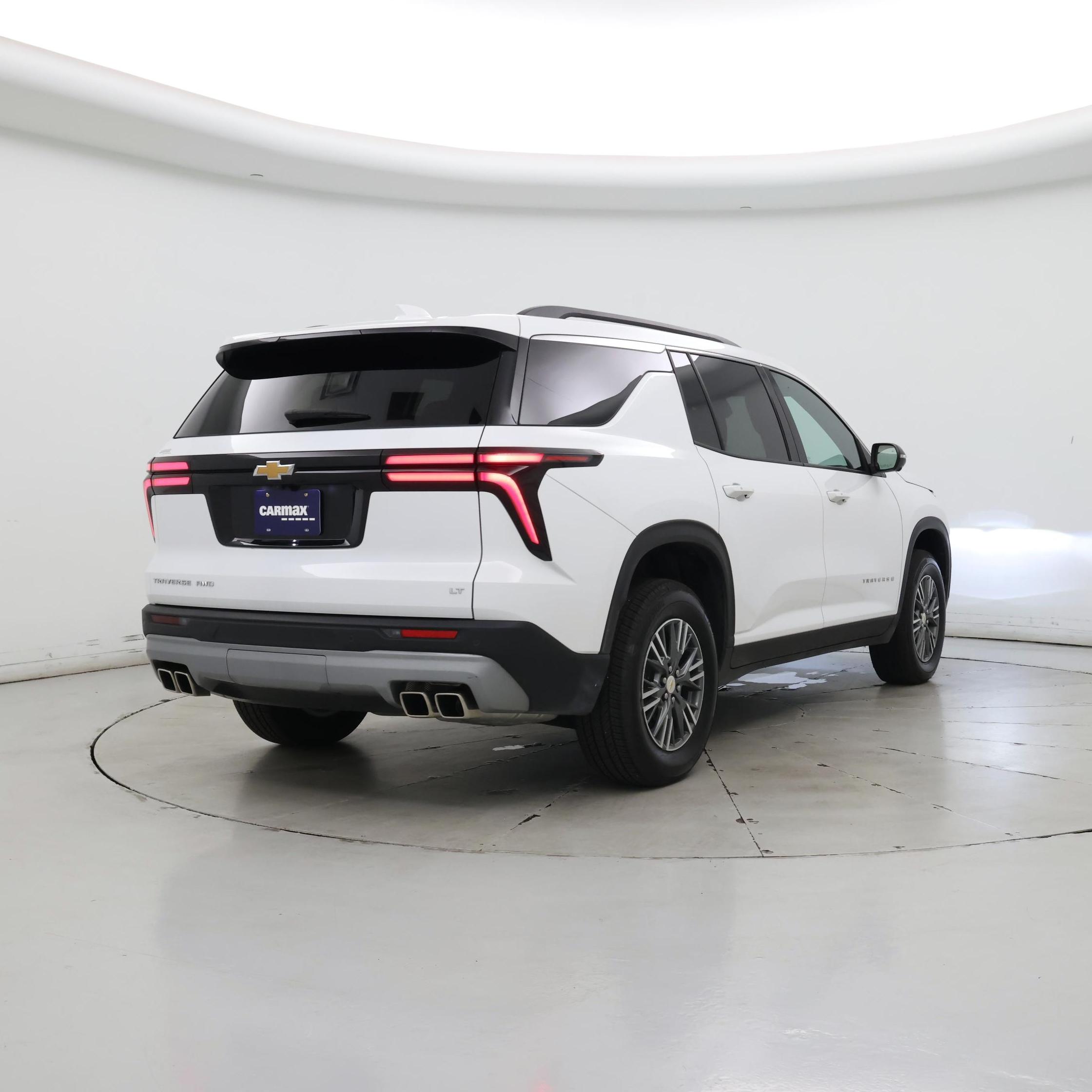 Thumbnail: 2024 Chevrolet Traverse - 8