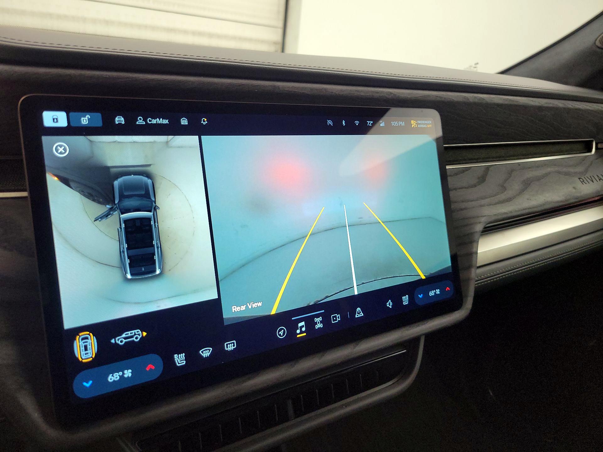 Thumbnail: 2022 Rivian R1S - 15