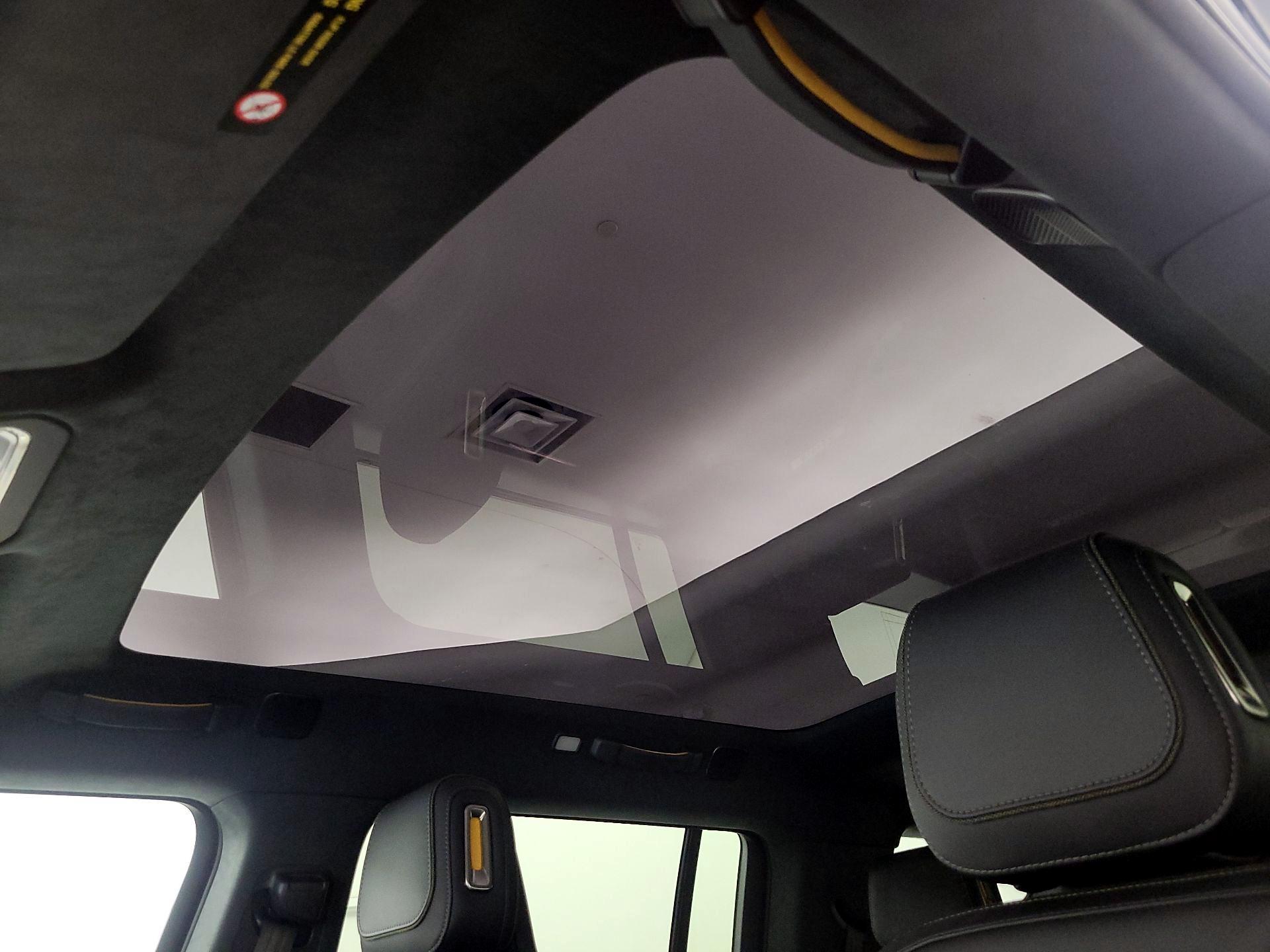 Thumbnail: 2022 Rivian R1S - 19