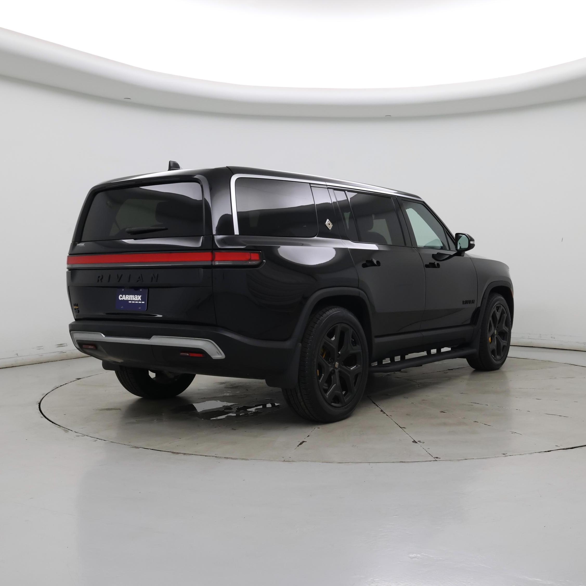 Thumbnail: 2022 Rivian R1S - 8