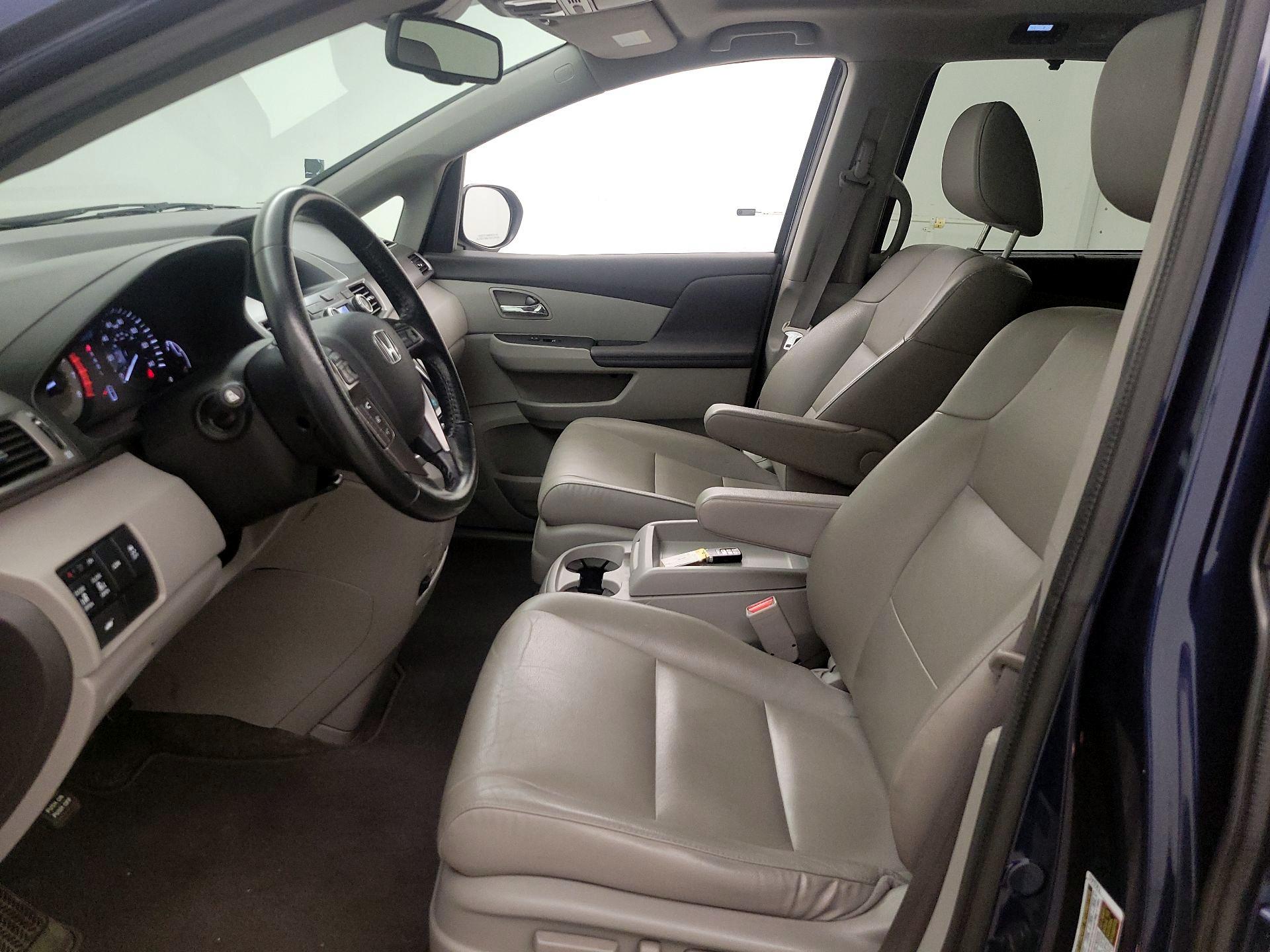 Thumbnail: 2015 Honda Odyssey - 11