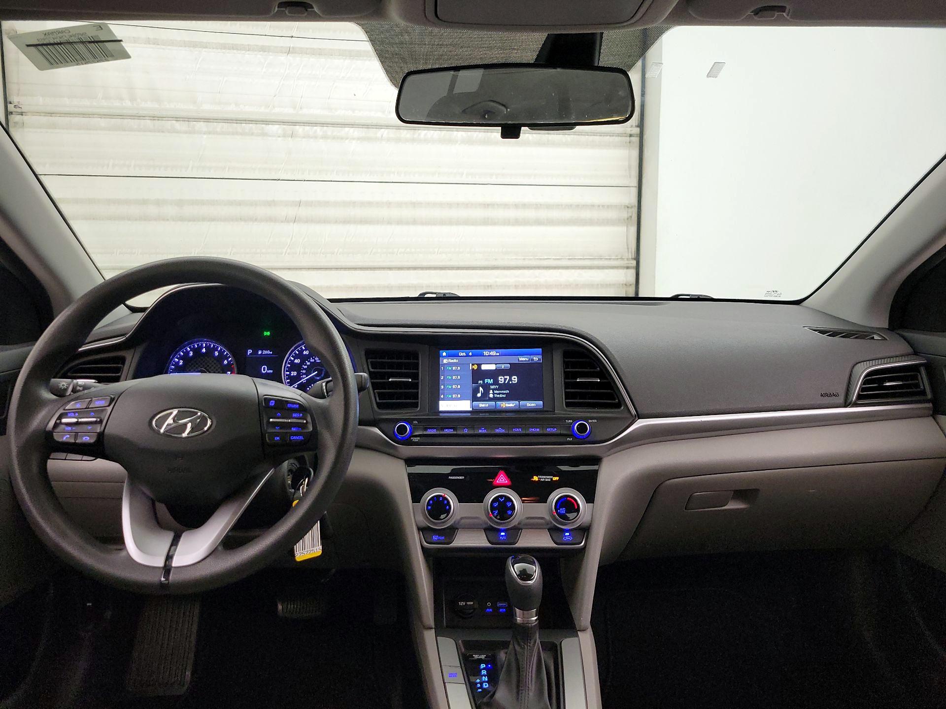 Thumbnail: 2019 Hyundai Elantra - 9