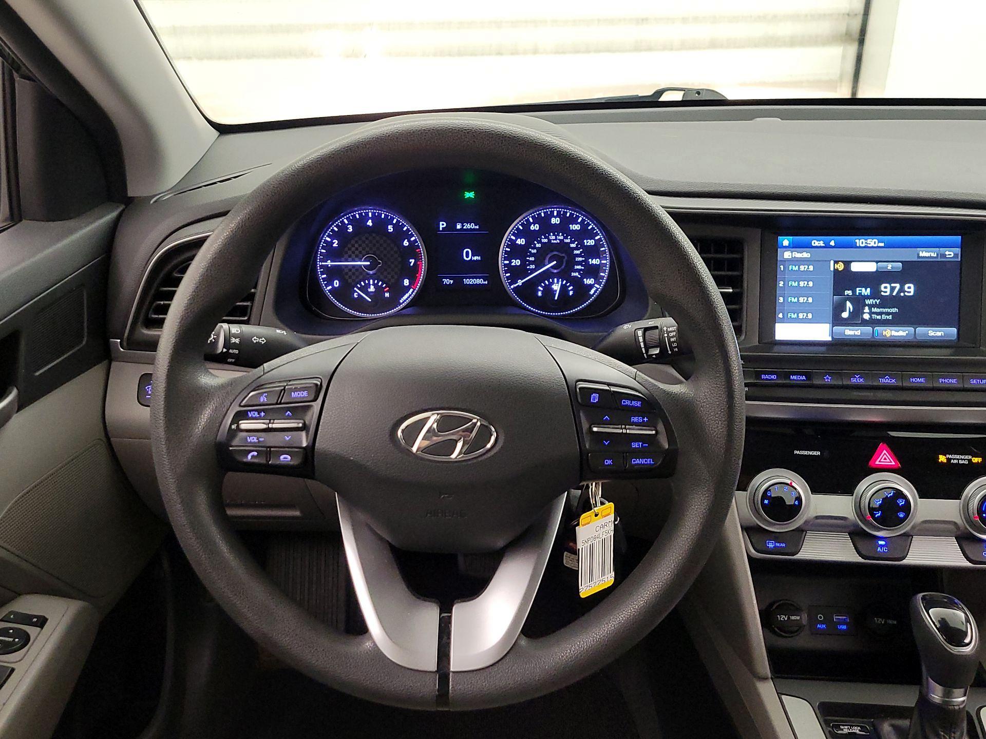Thumbnail: 2019 Hyundai Elantra - 10