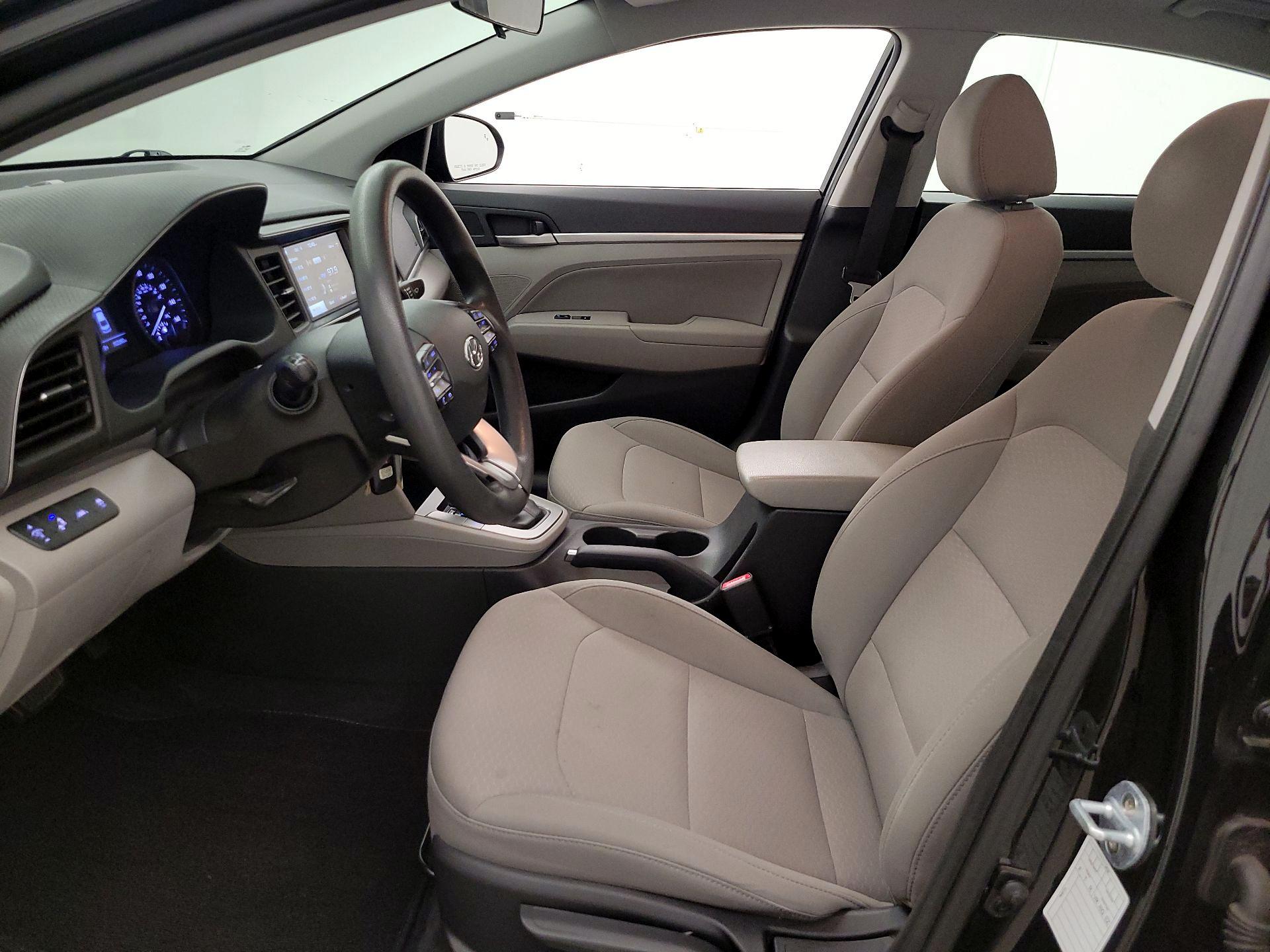 Thumbnail: 2019 Hyundai Elantra - 11