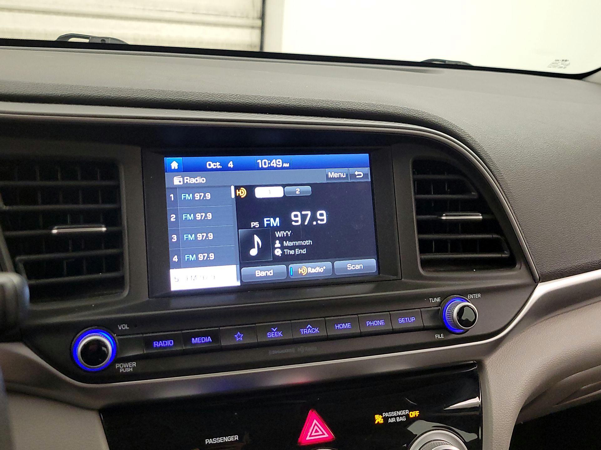 Thumbnail: 2019 Hyundai Elantra - 15