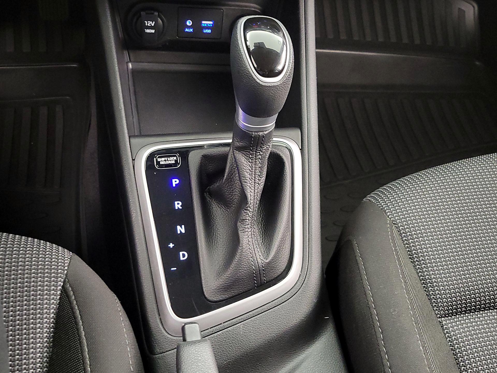 Thumbnail: 2021 Hyundai Accent - 17